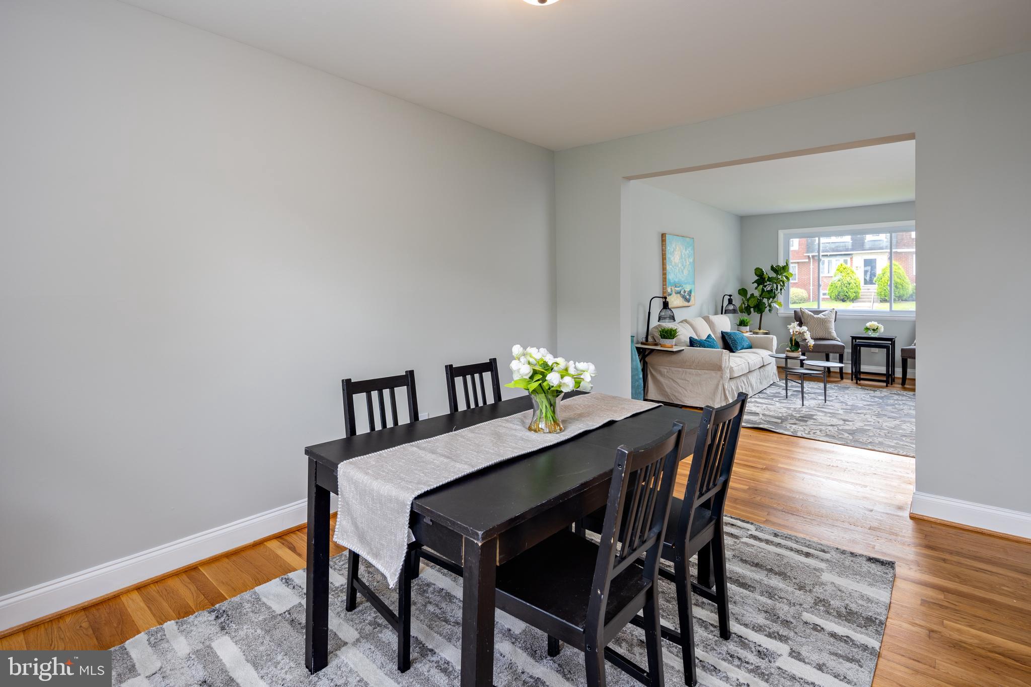 HOLLAND HILL - Residential