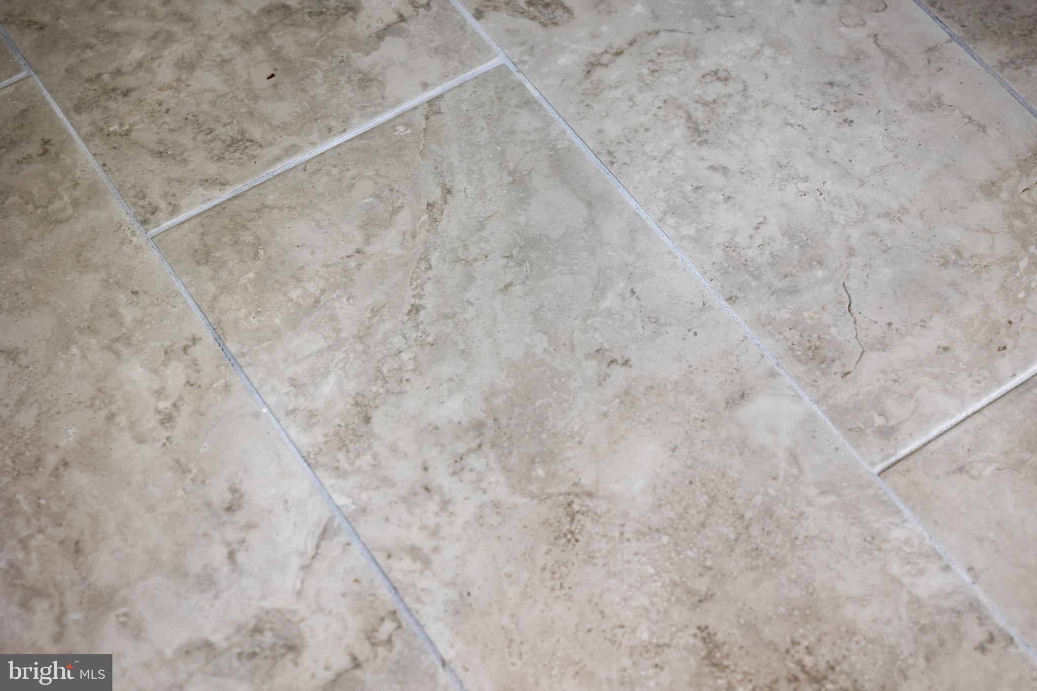 HOLLAND HILL - Residential