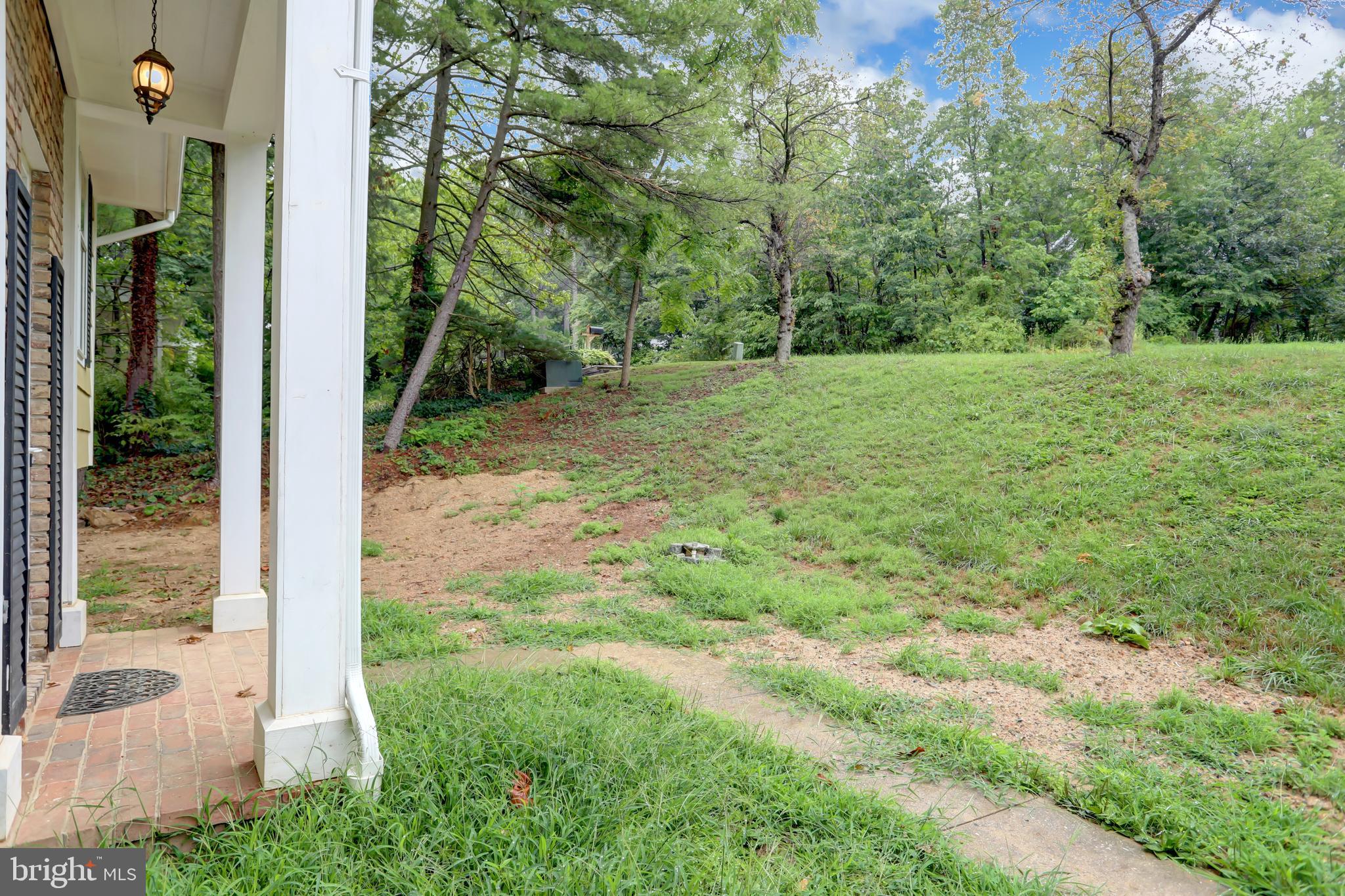 MAPLECREST - Residential