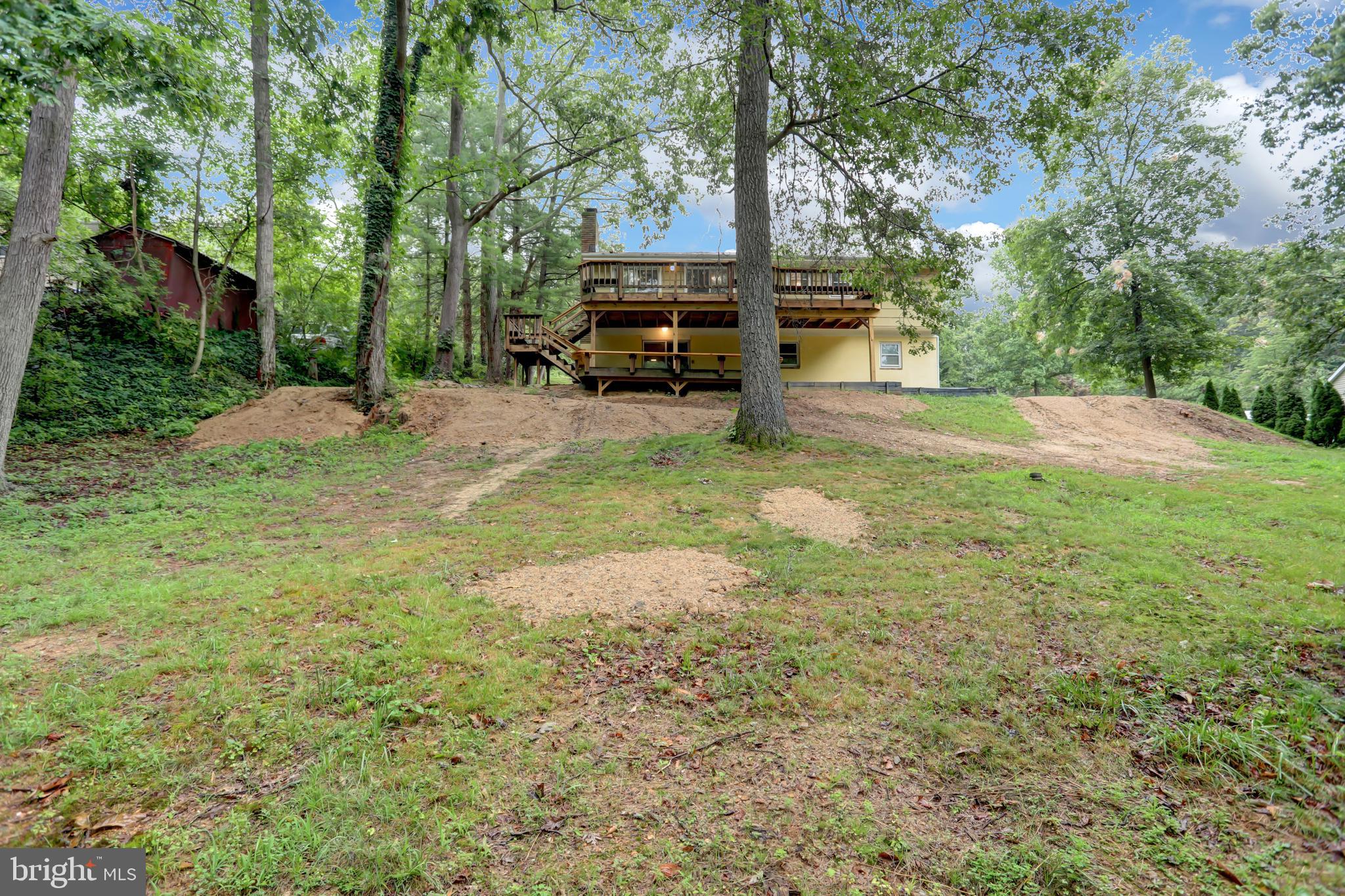 MAPLECREST - Residential