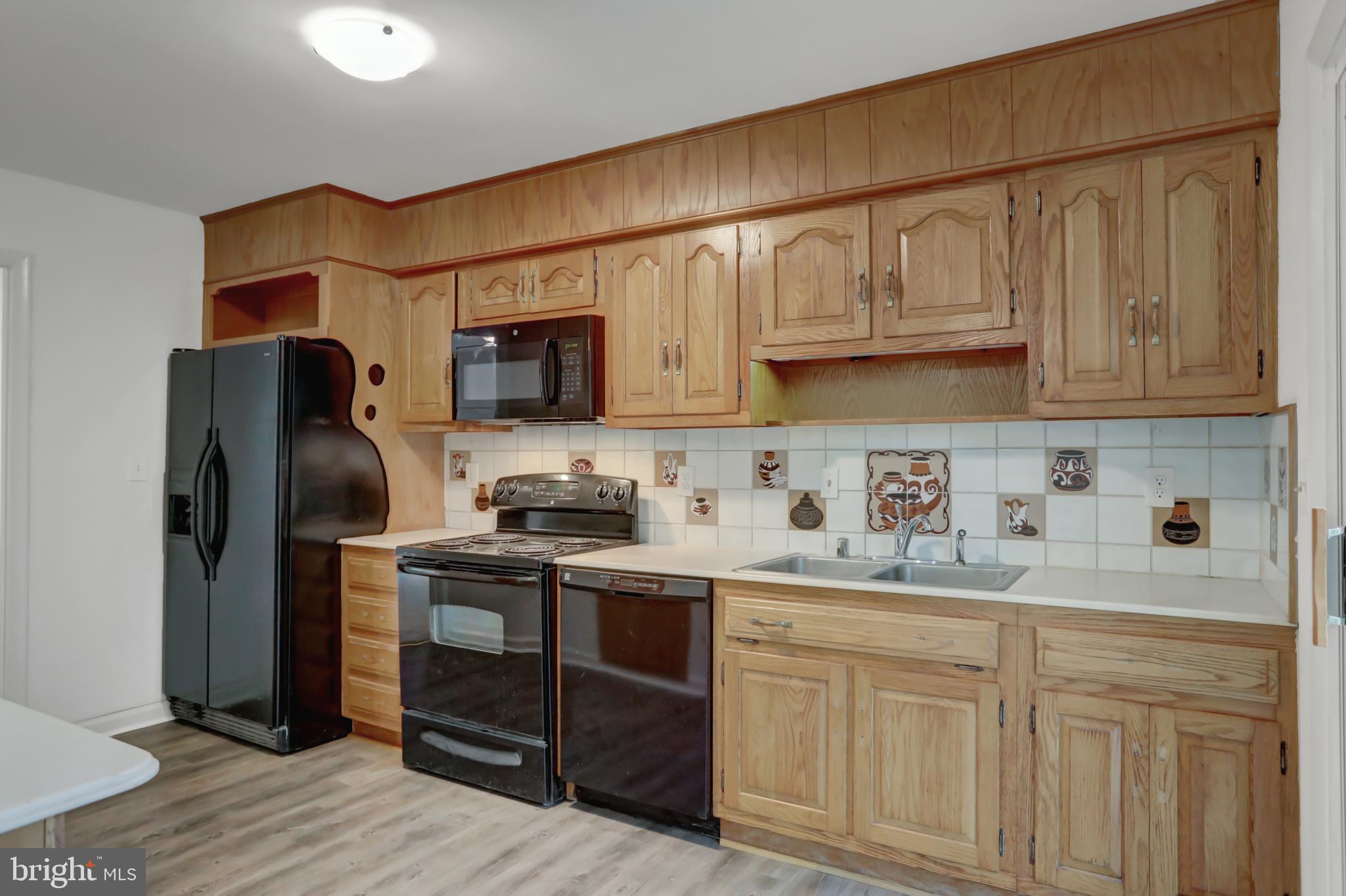 MAPLECREST - Residential