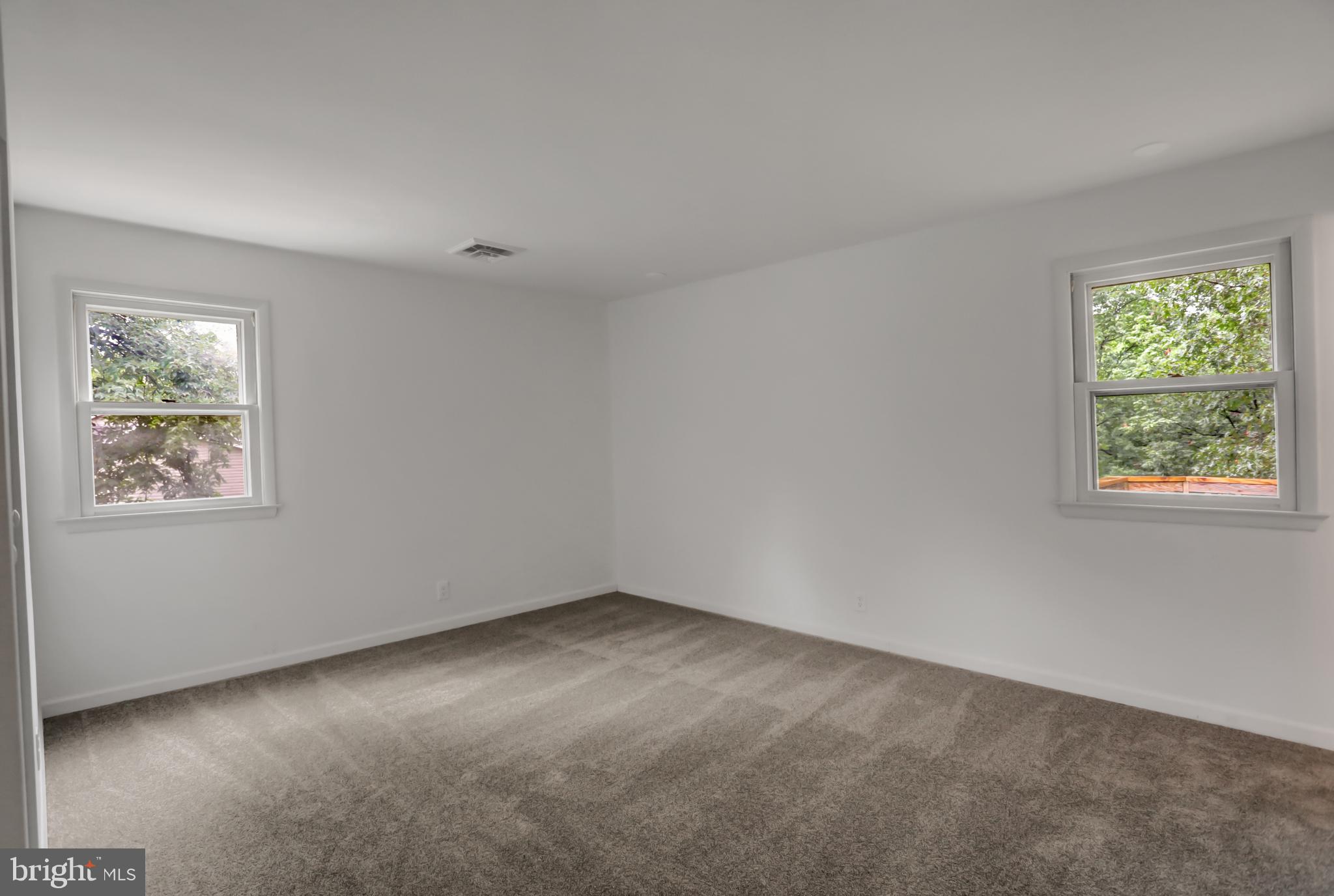 MAPLECREST - Residential