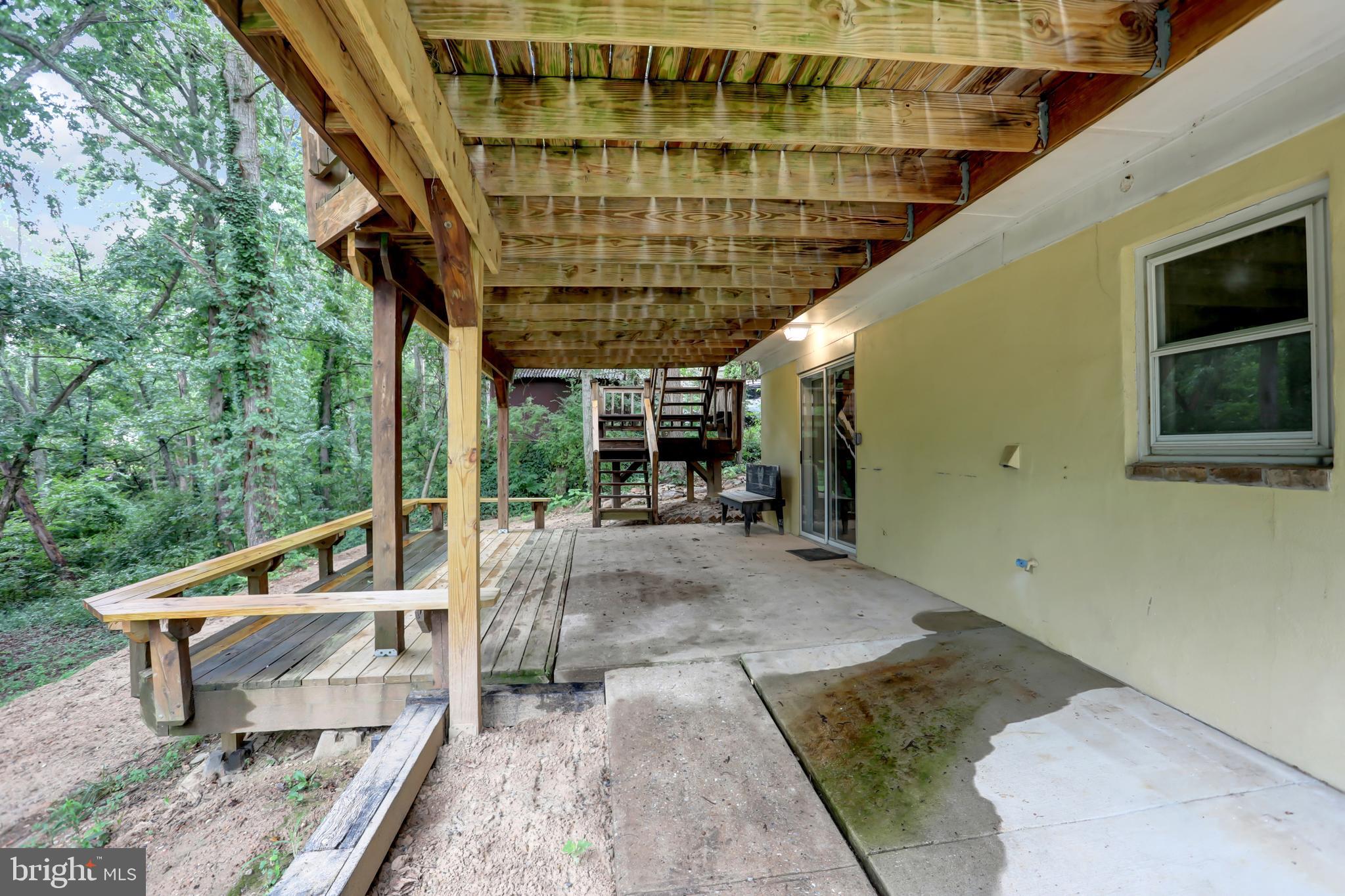 MAPLECREST - Residential