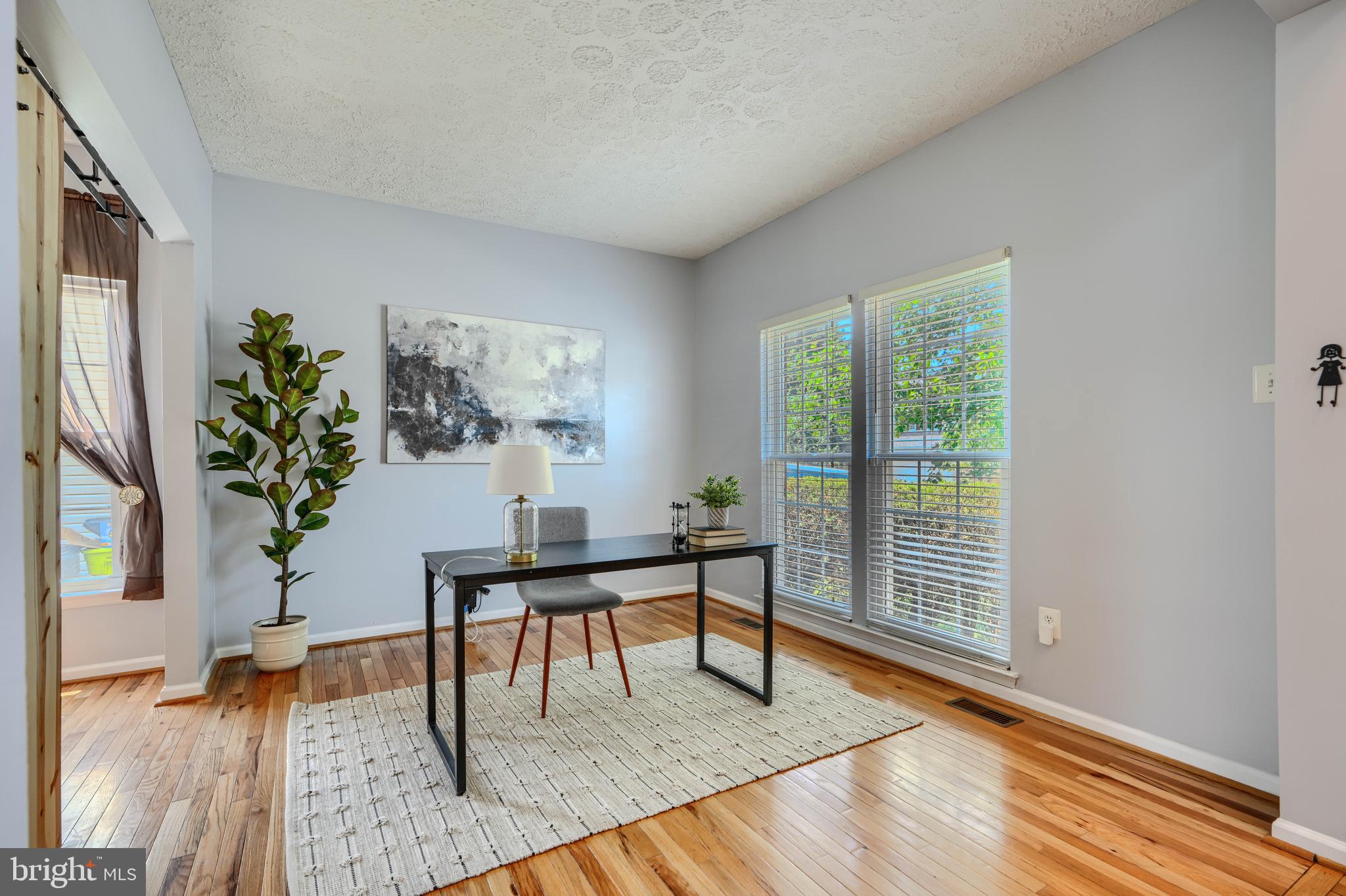 513 BARKSDALE ROAD