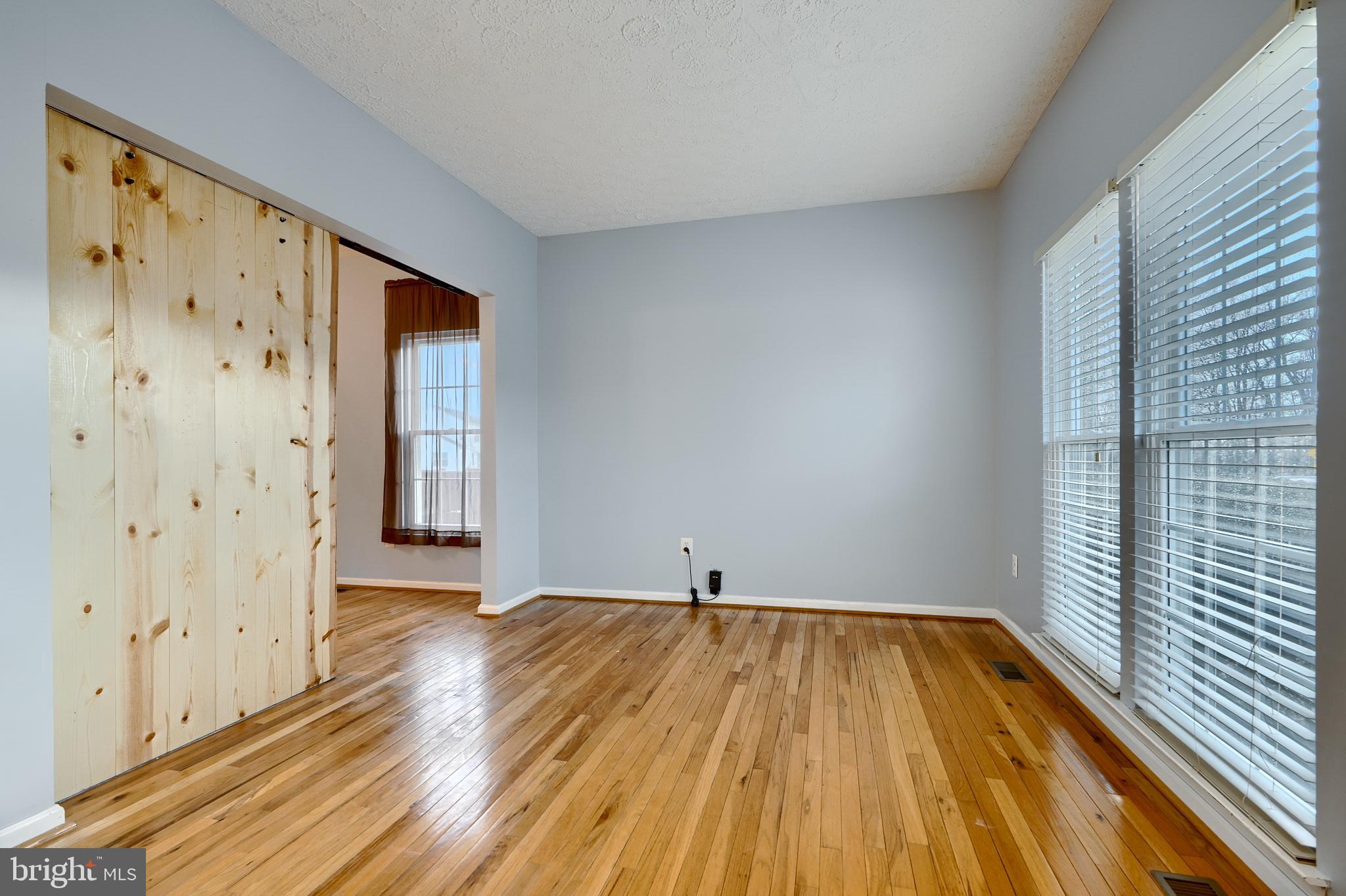 513 BARKSDALE ROAD