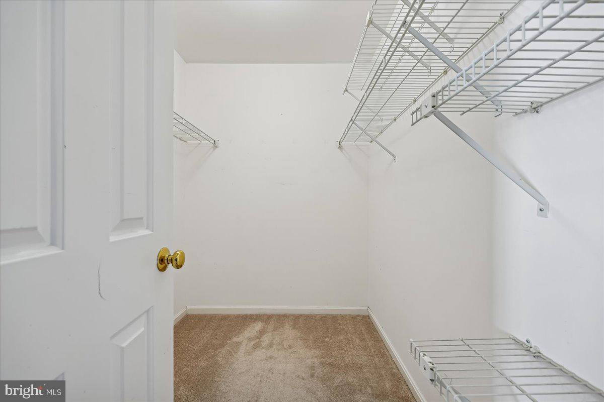 MEADOWGATE - Residential