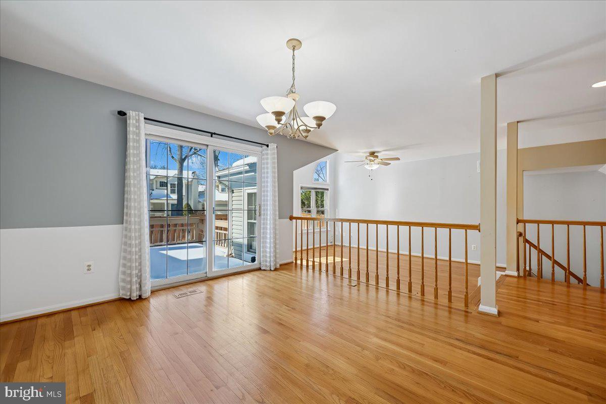 MEADOWGATE - Residential