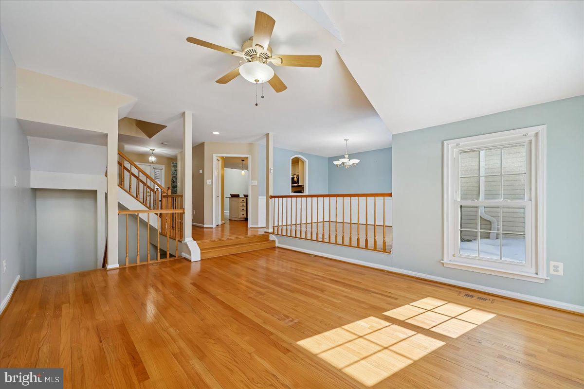 MEADOWGATE - Residential