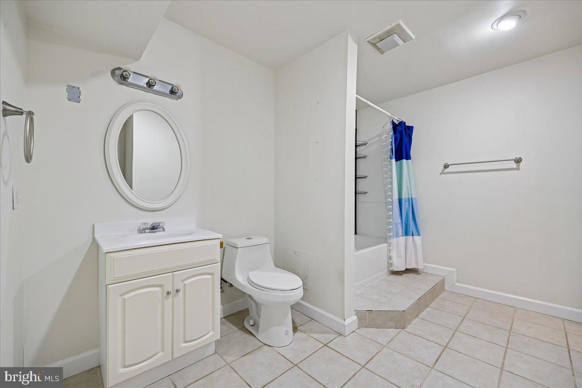 MEADOWGATE - Residential