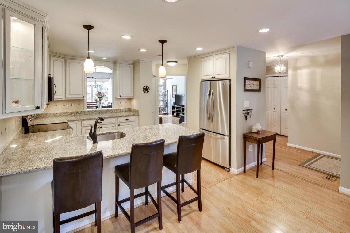 MEADOWGATE - Residential