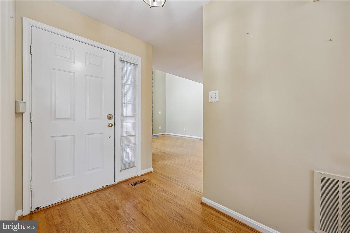 MEADOWGATE - Residential