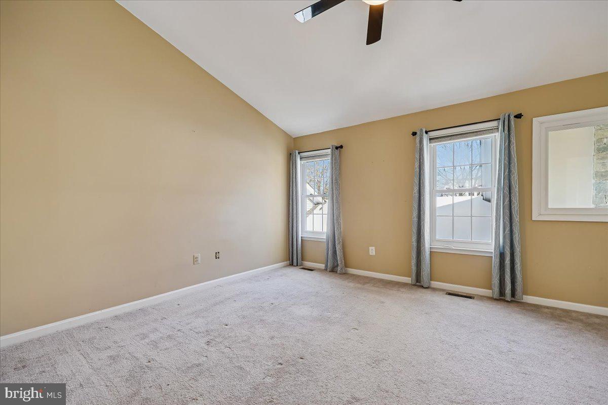 MEADOWGATE - Residential