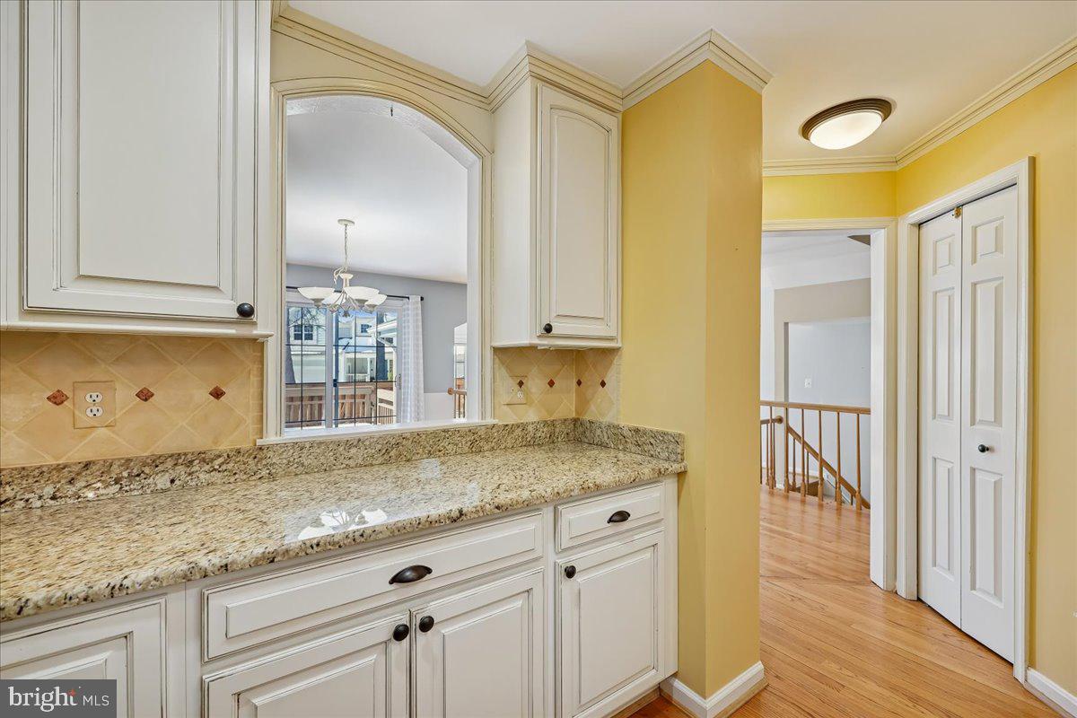 MEADOWGATE - Residential