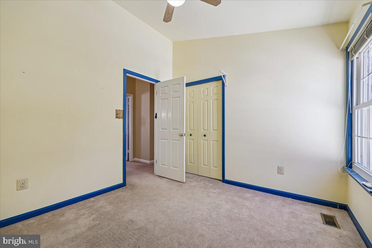 MEADOWGATE - Residential