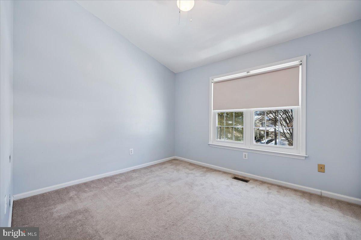 MEADOWGATE - Residential