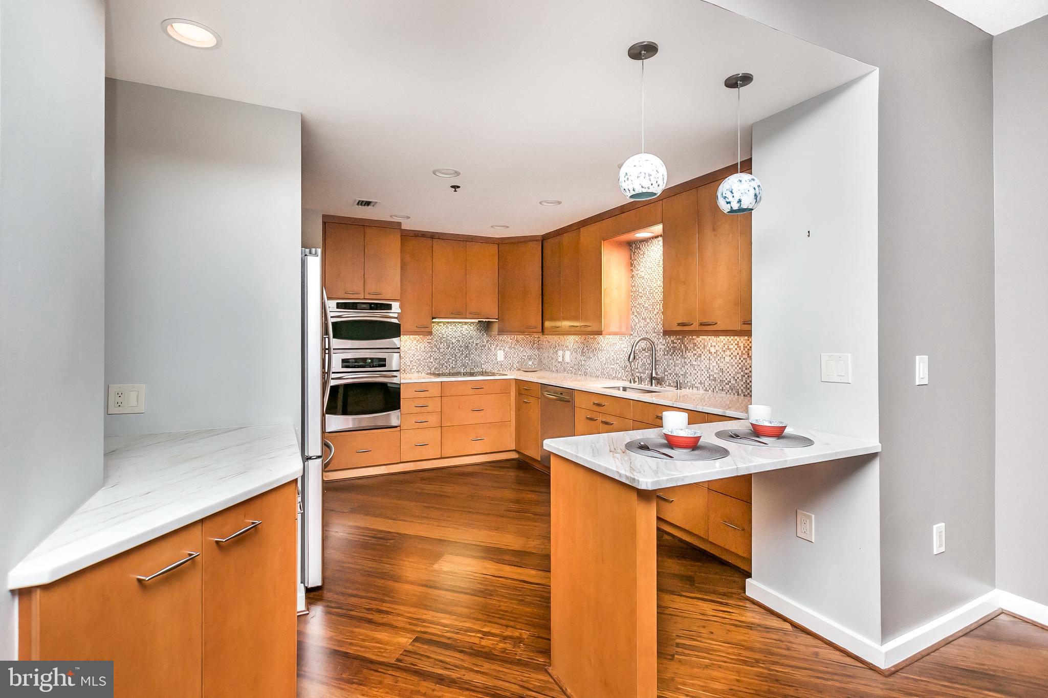 CANTON WATERFRONT - Residential