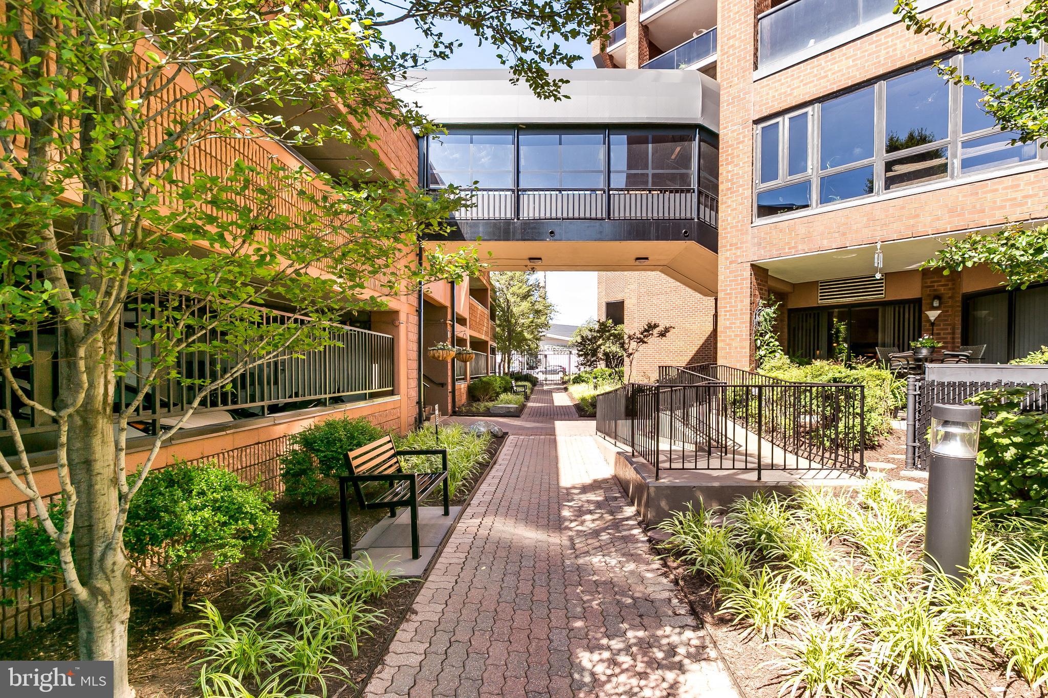 CANTON WATERFRONT - Residential