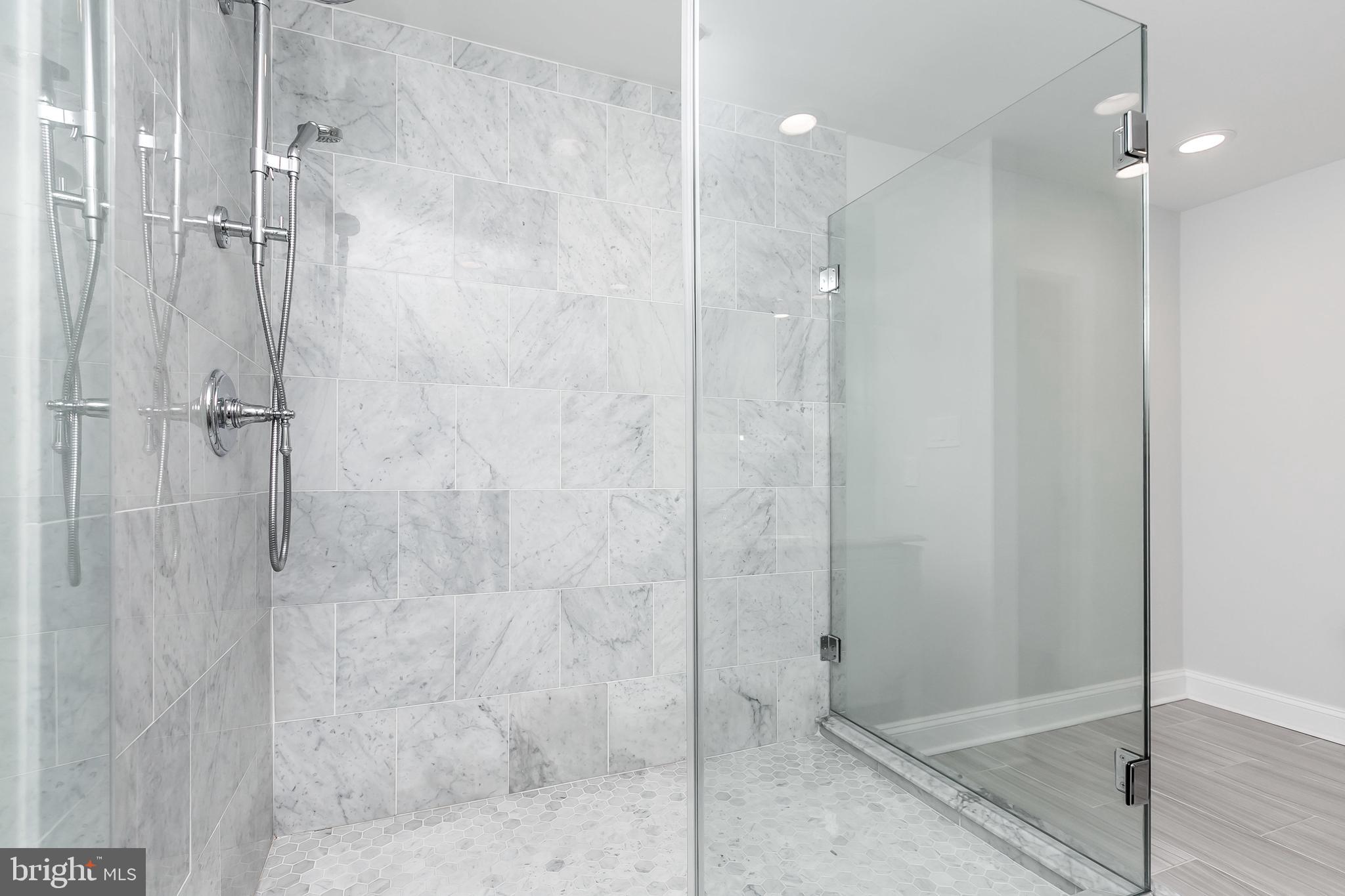 CANTON WATERFRONT - Residential