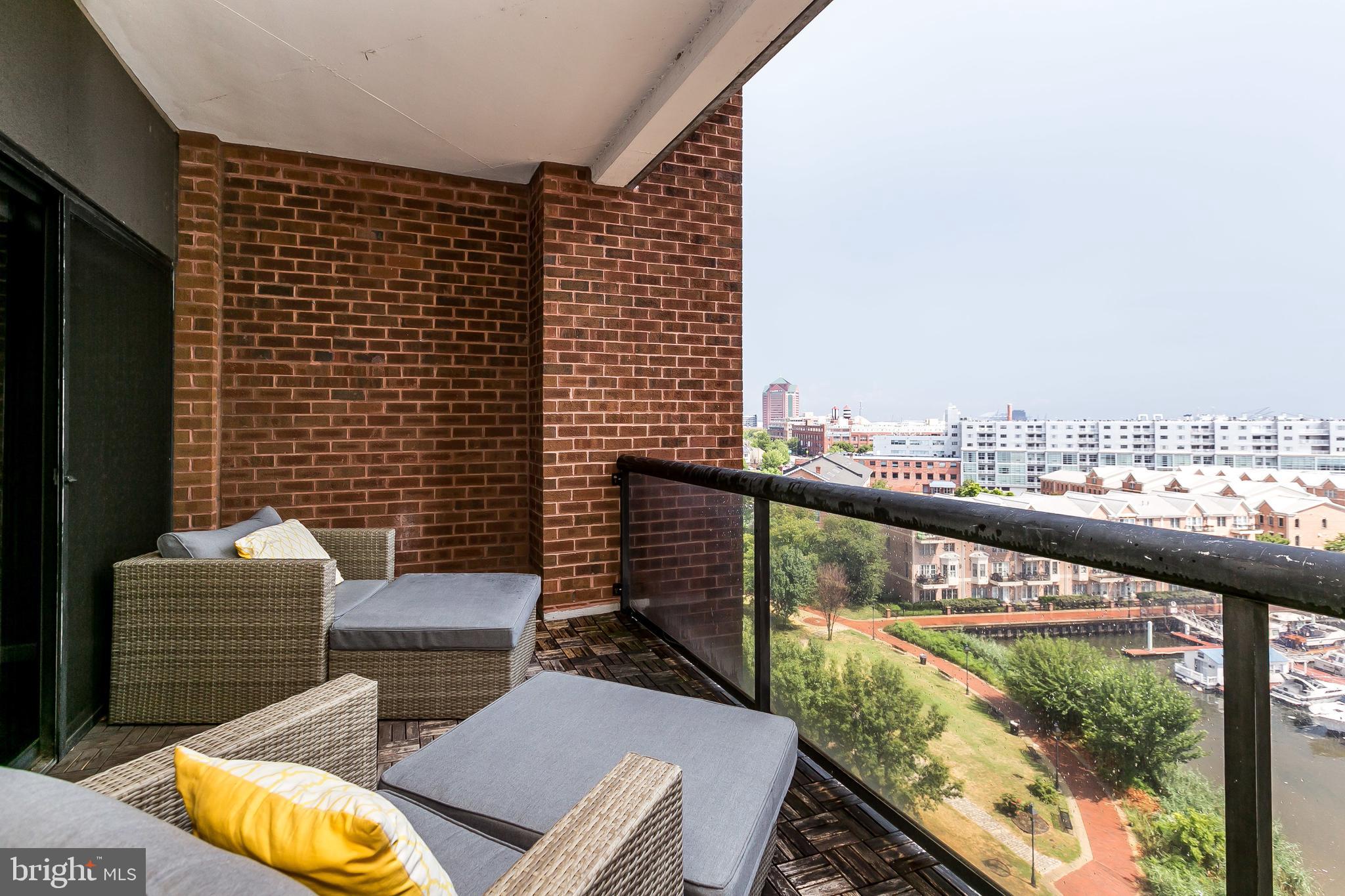 CANTON WATERFRONT - Residential