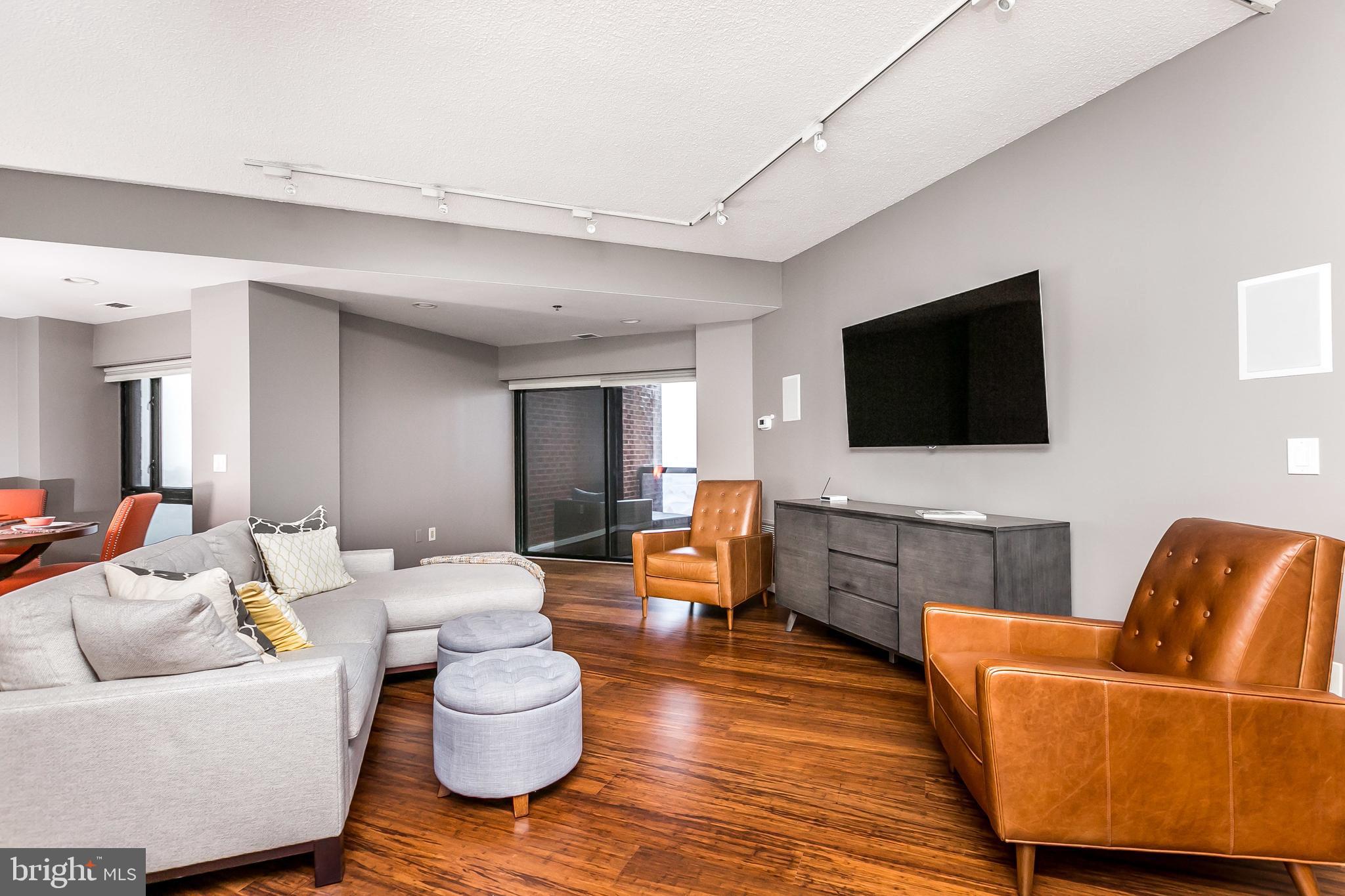 CANTON WATERFRONT - Residential