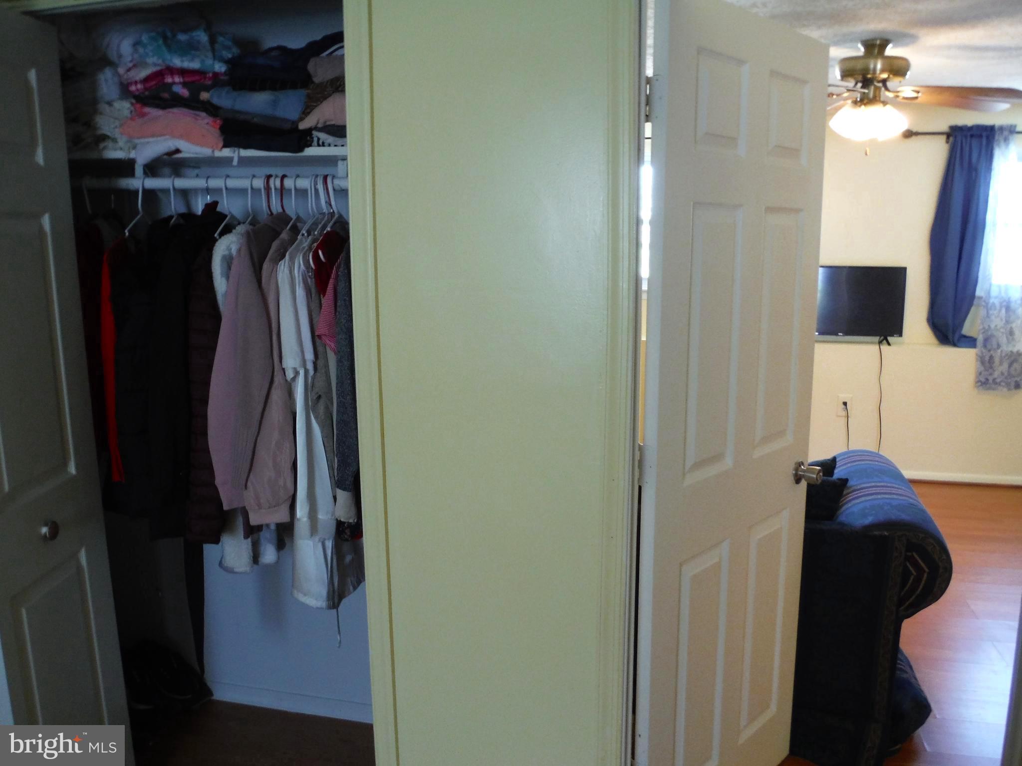 HILLSDALE - Residential