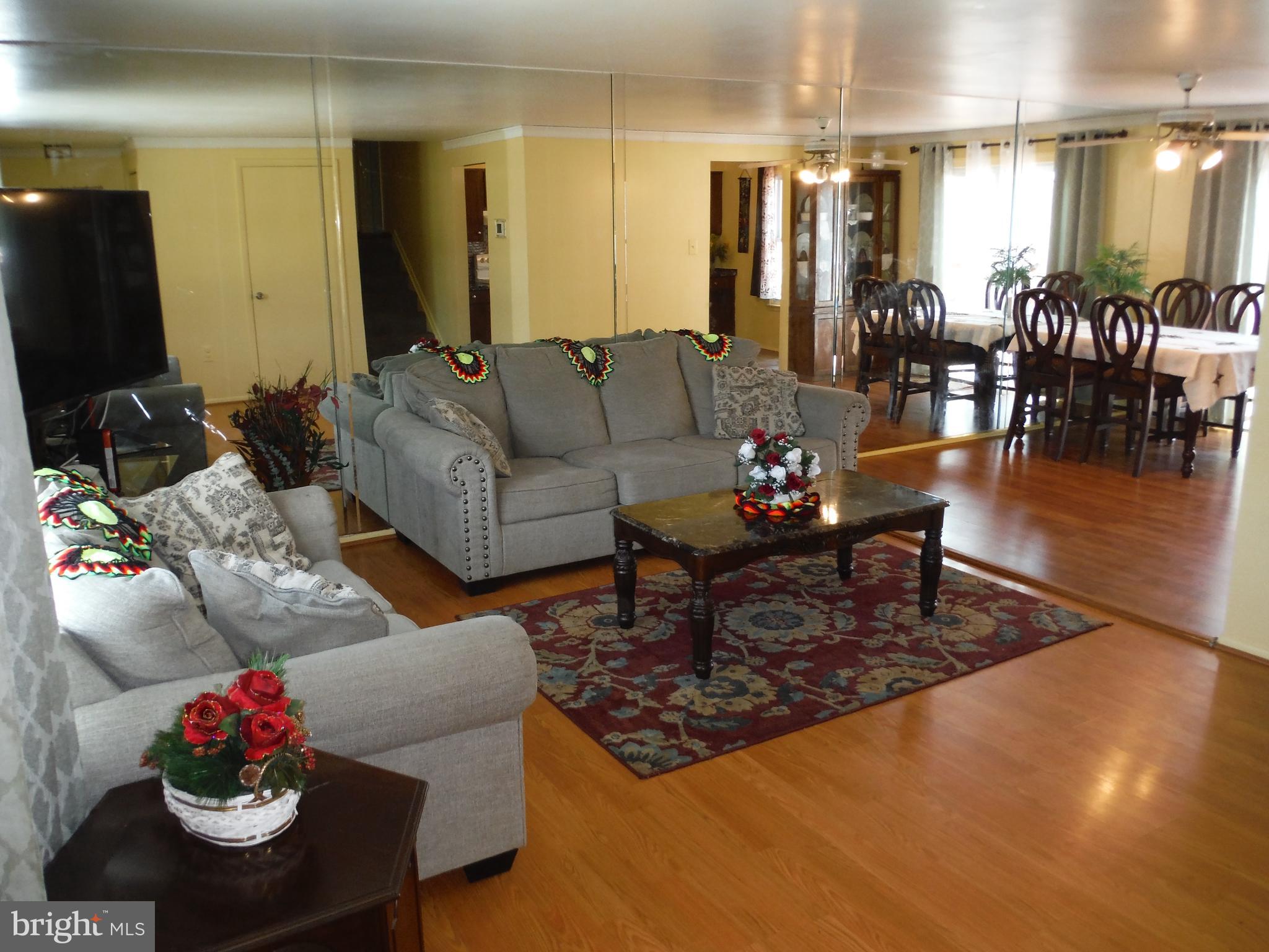 HILLSDALE - Residential