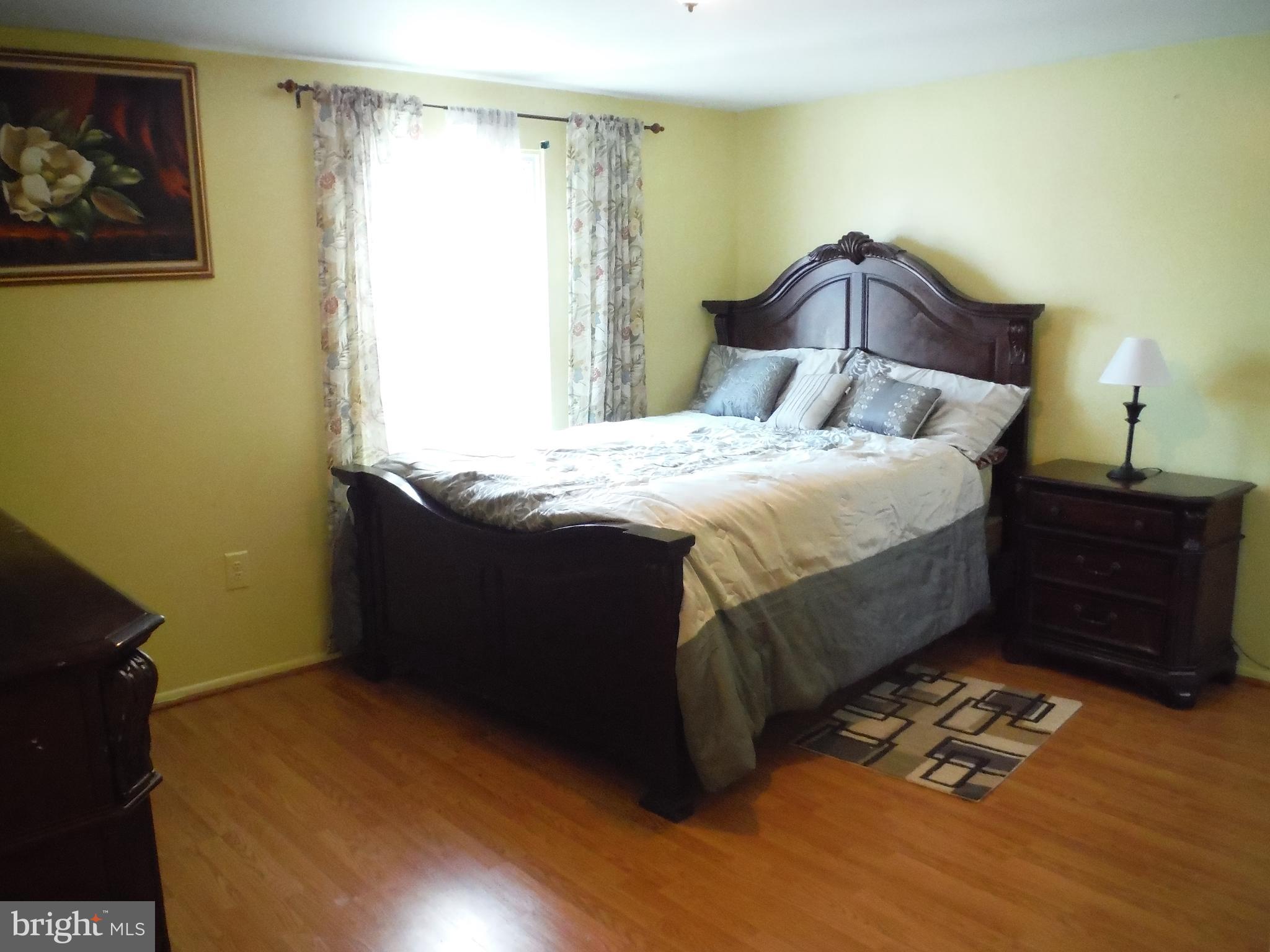 HILLSDALE - Residential