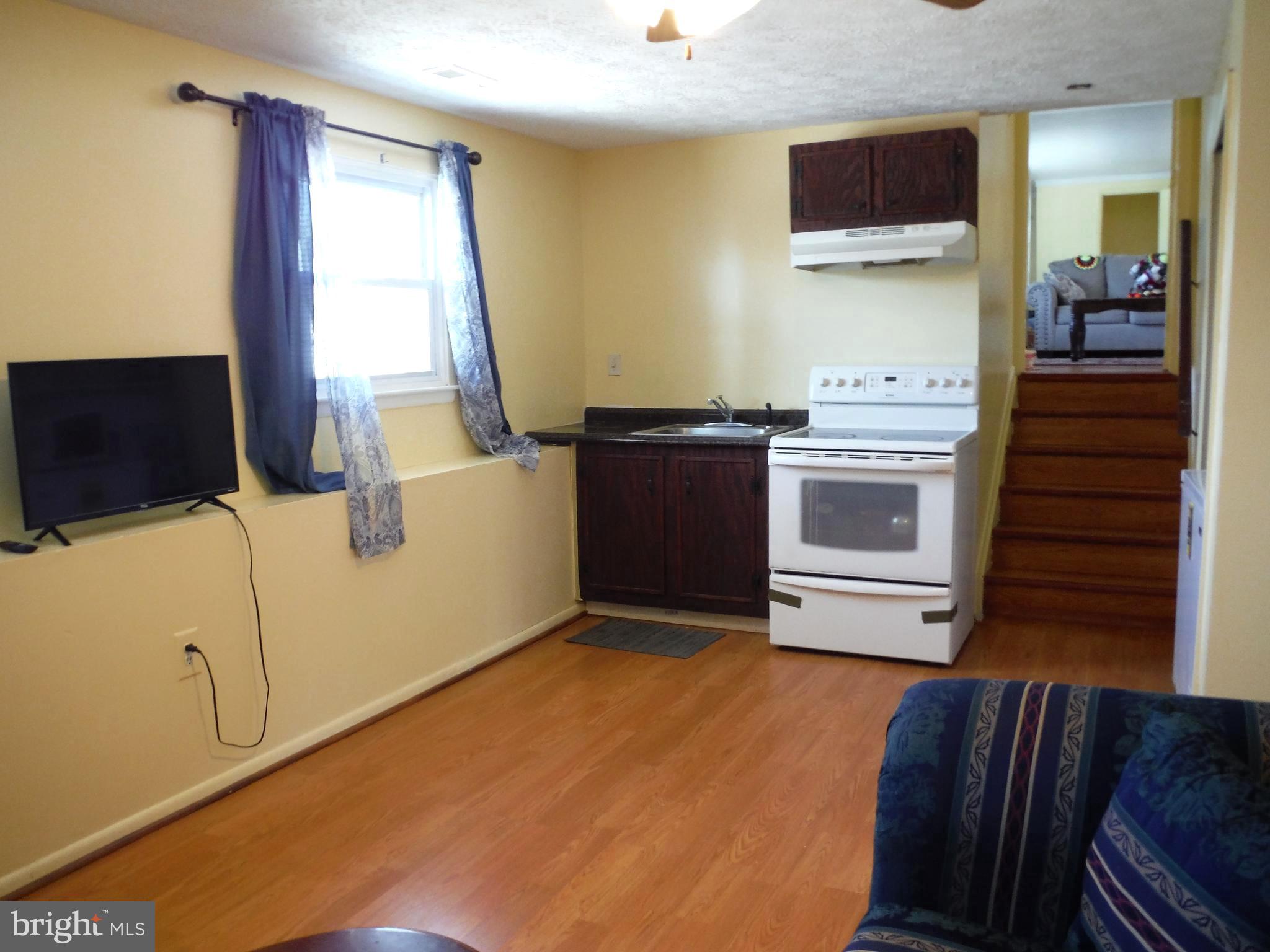 HILLSDALE - Residential