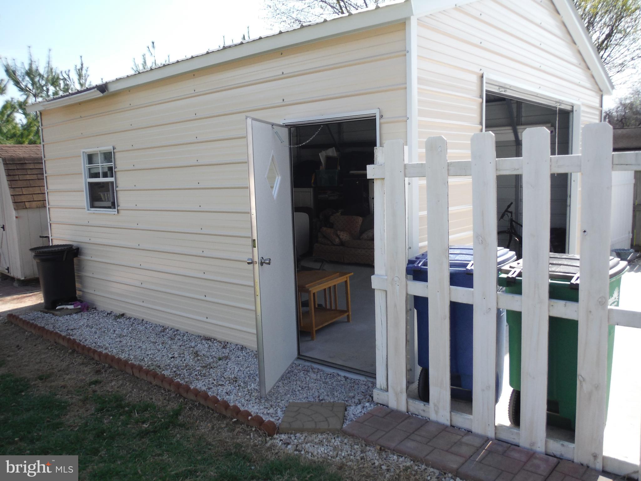 HILLSDALE - Residential