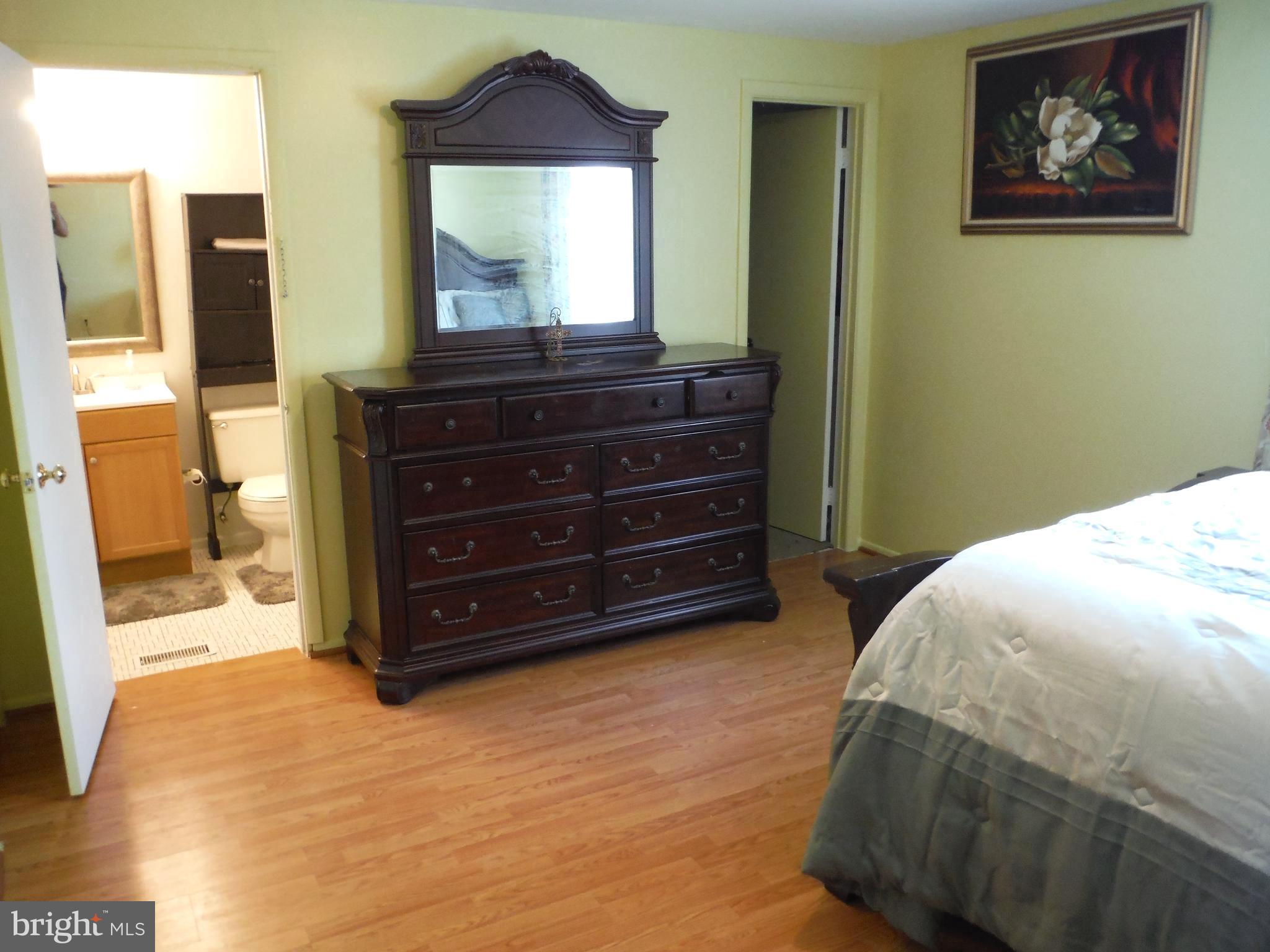 HILLSDALE - Residential