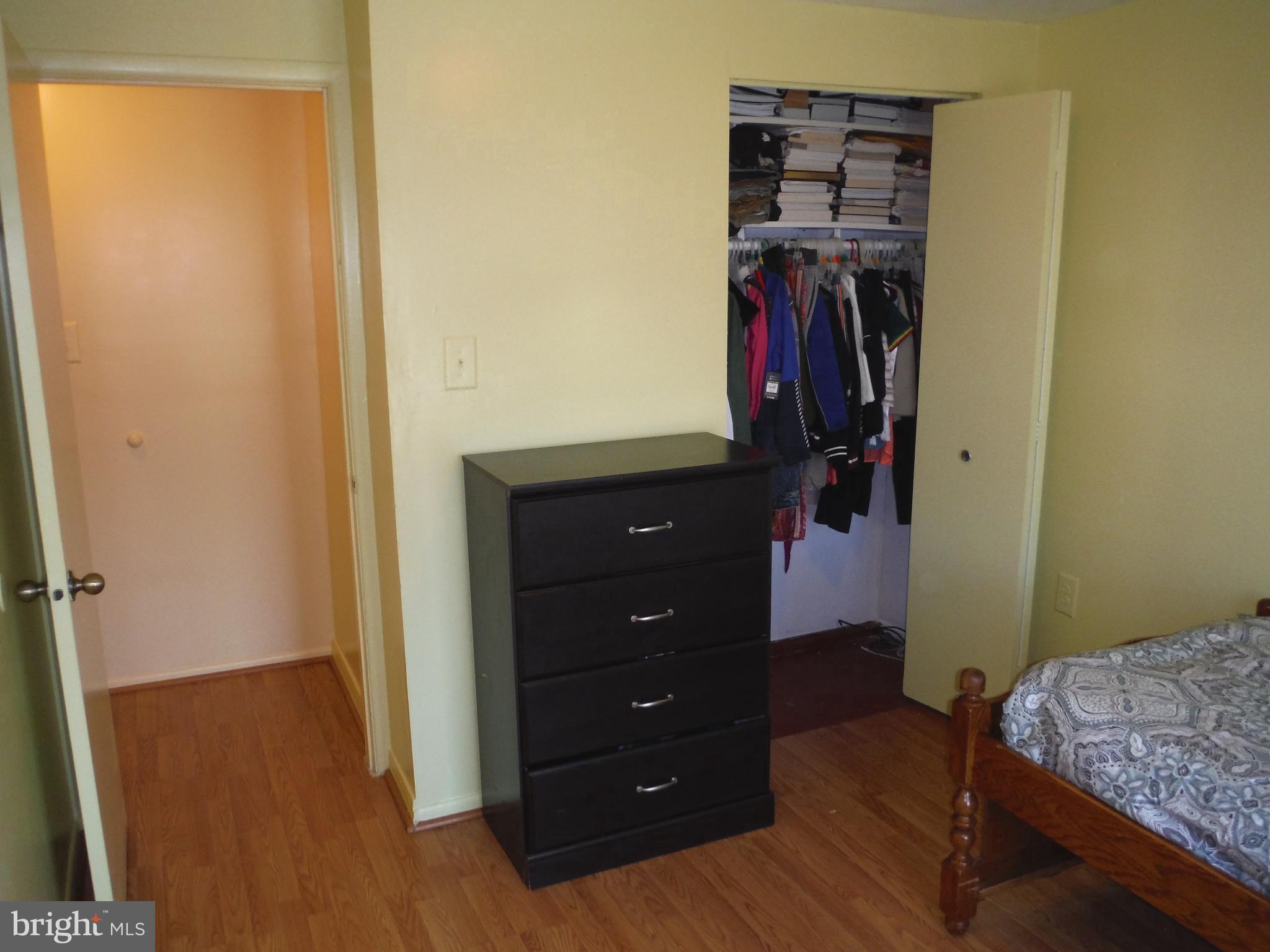 HILLSDALE - Residential