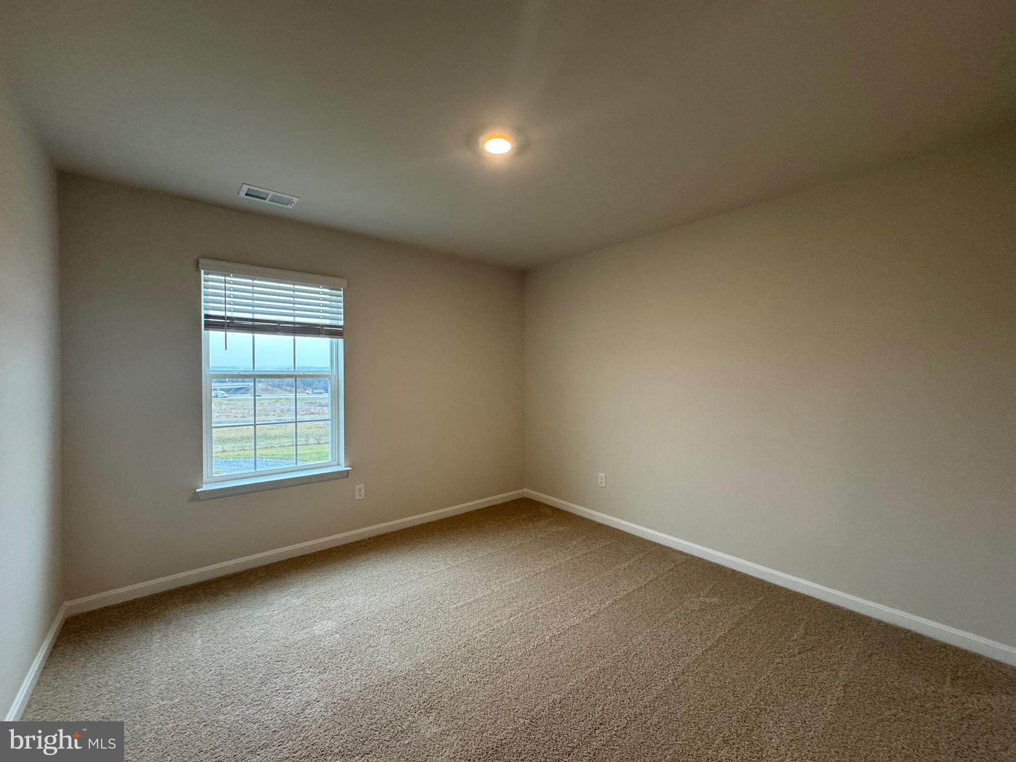 MAGNOLIA SPRINGS - Residential Lease