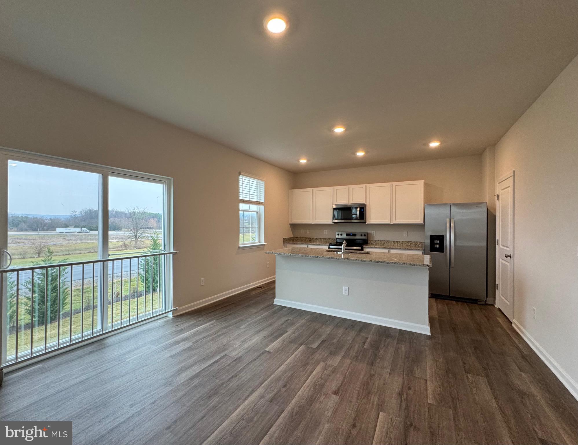 MAGNOLIA SPRINGS - Residential Lease