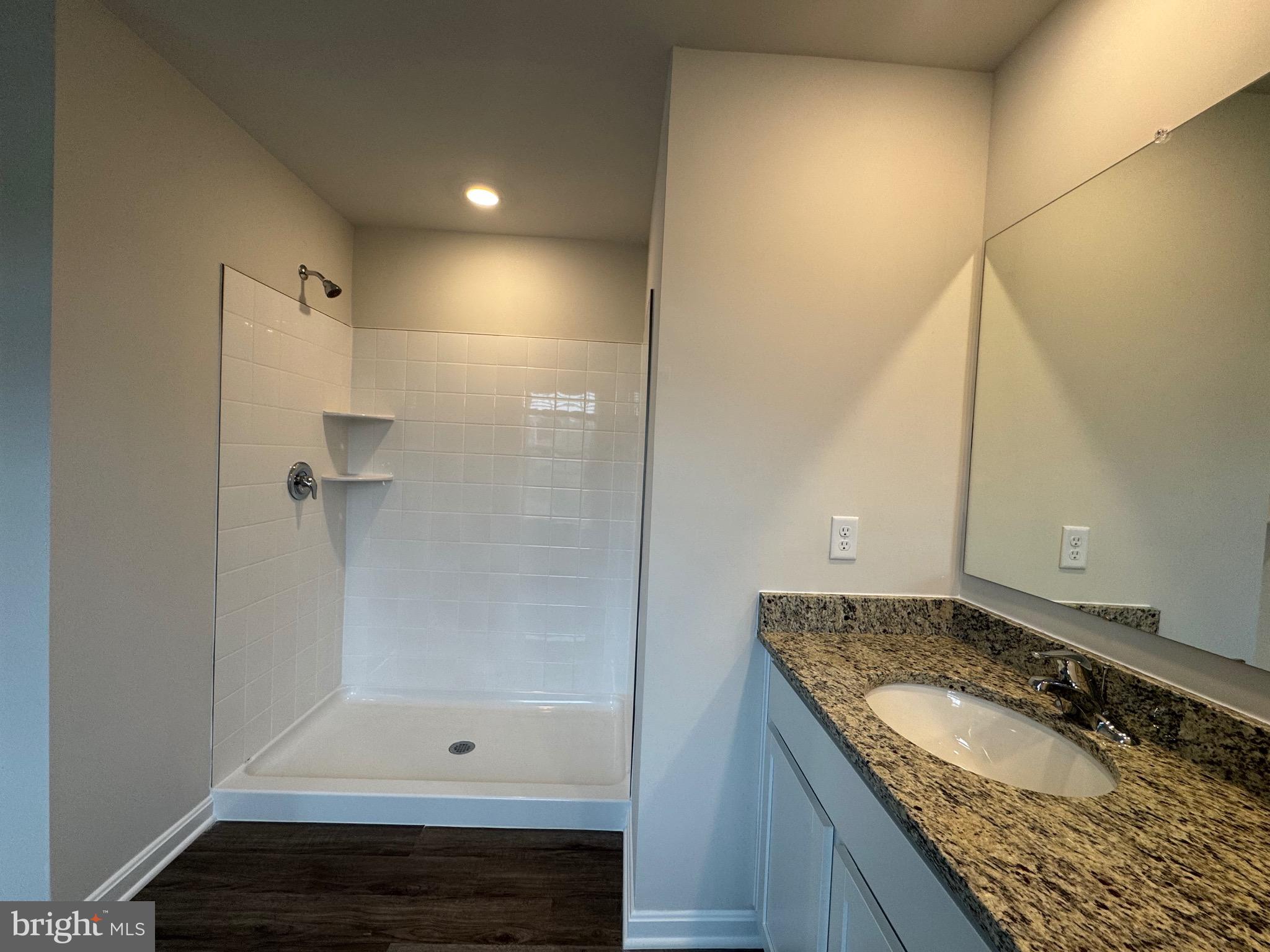 MAGNOLIA SPRINGS - Residential Lease