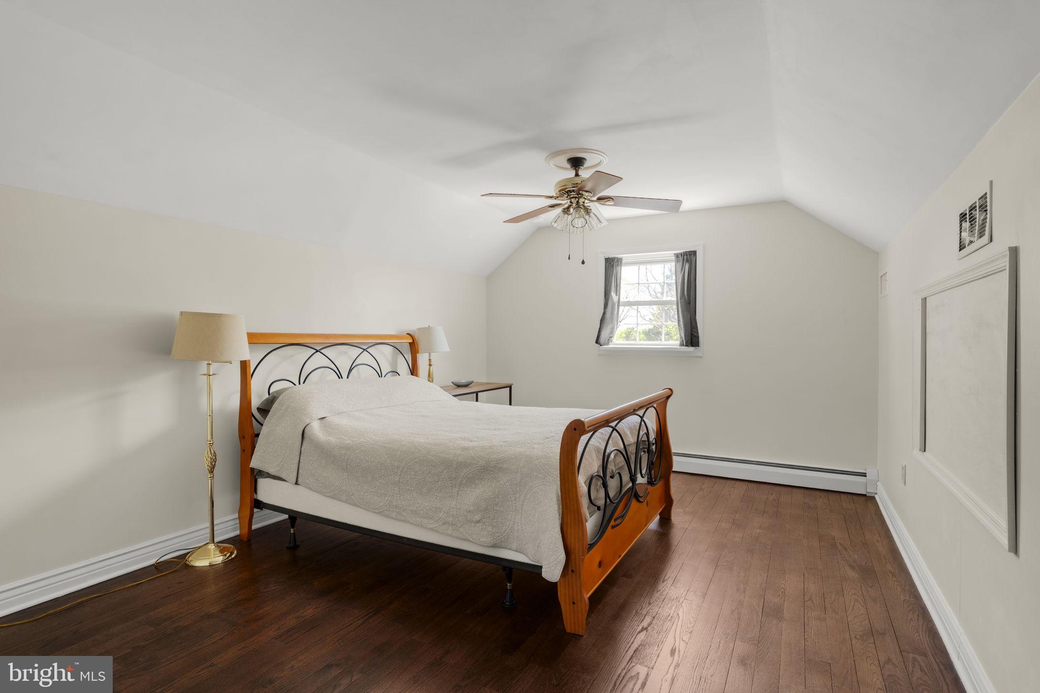 LANGHORNE TERRACE - Residential