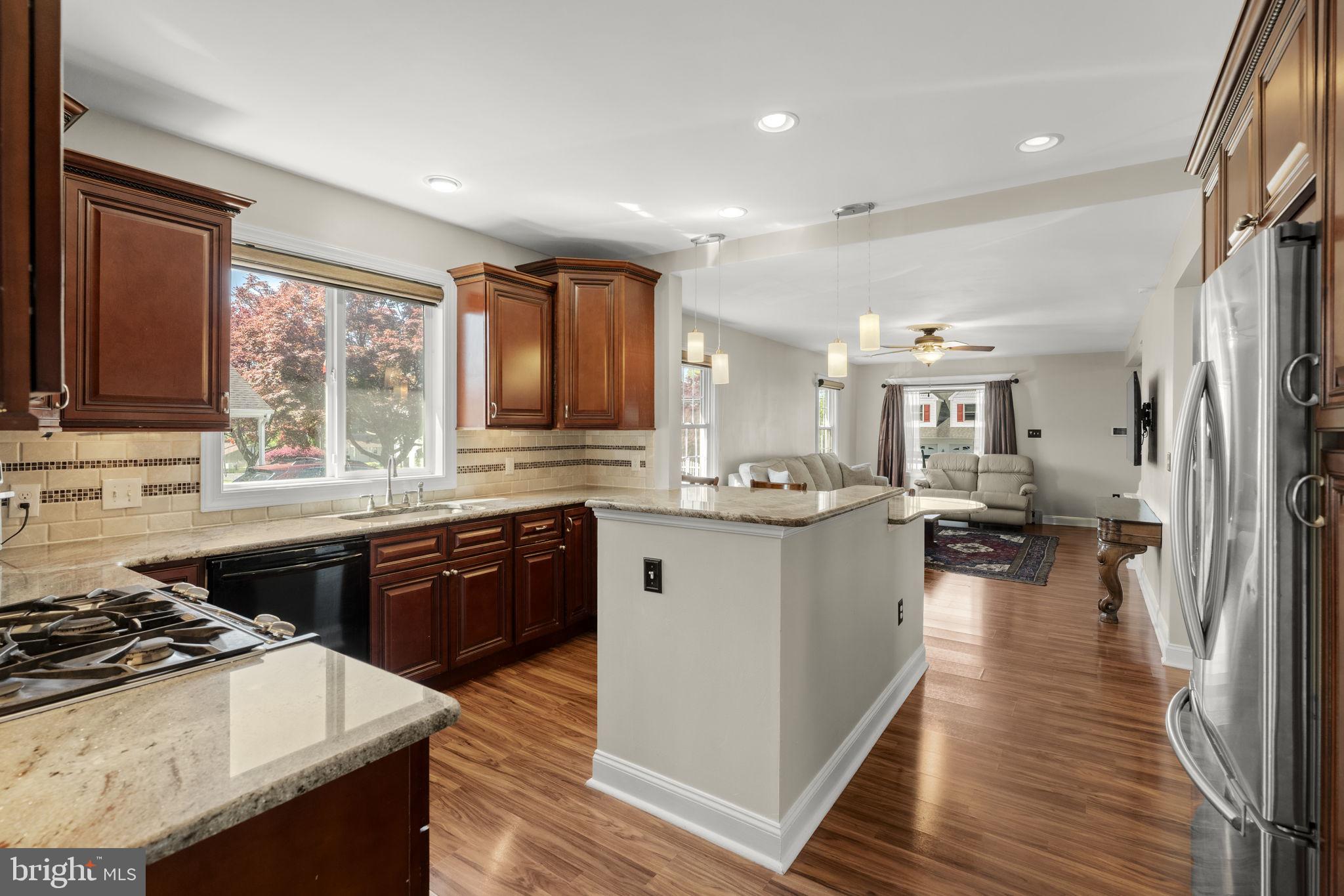 LANGHORNE TERRACE - Residential