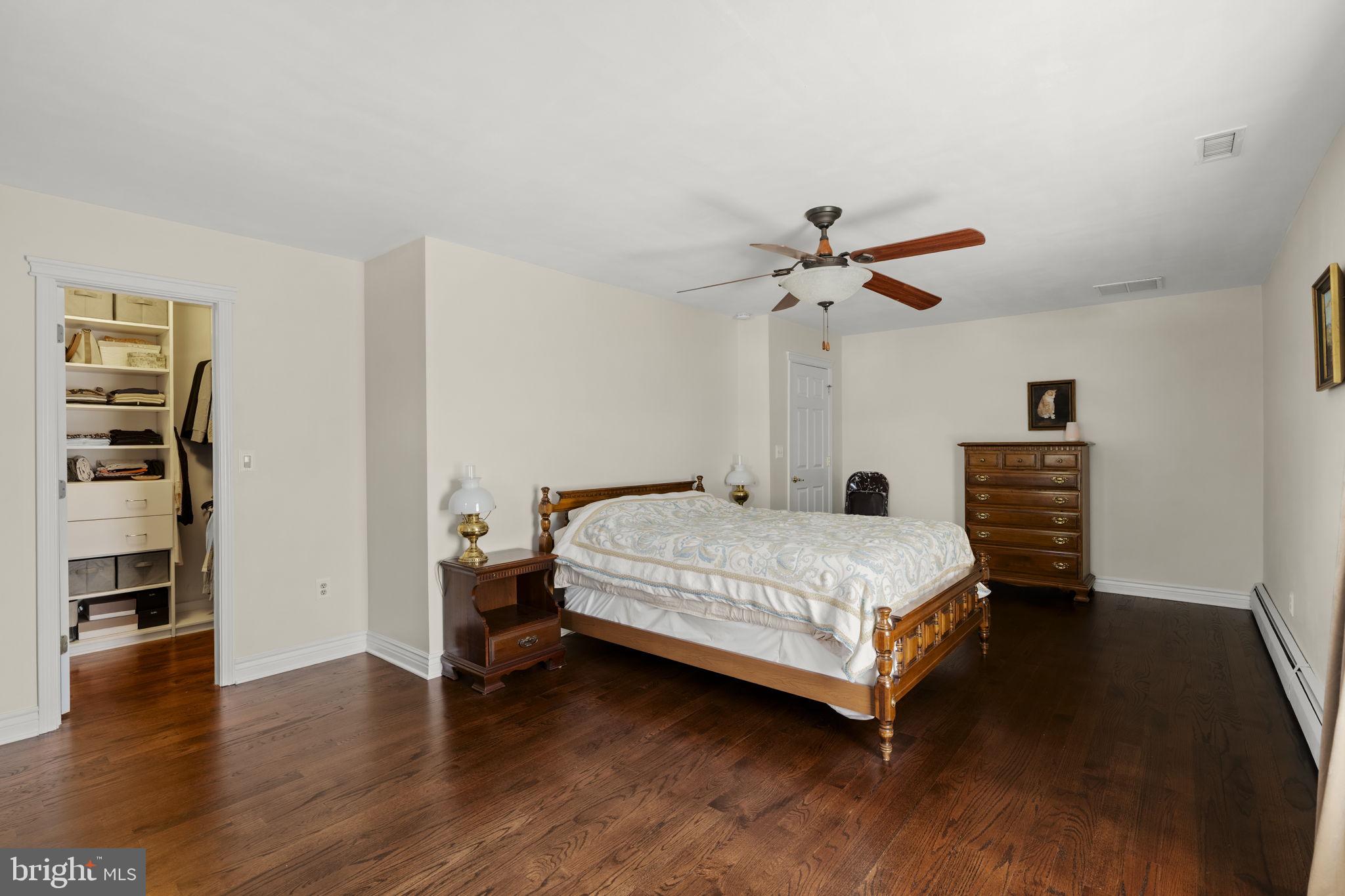 LANGHORNE TERRACE - Residential