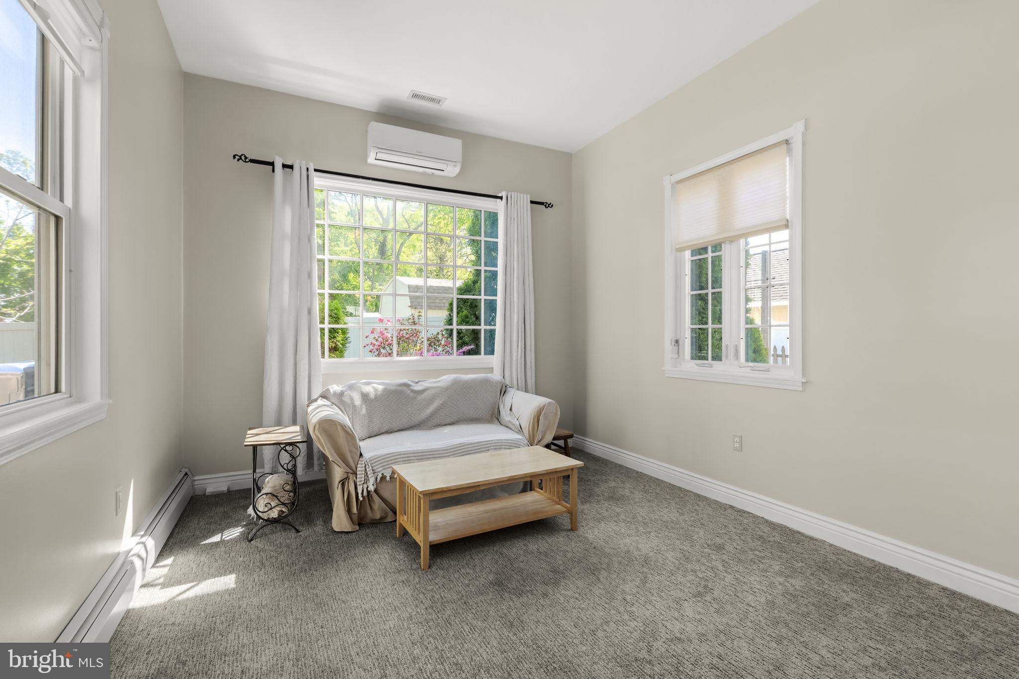 LANGHORNE TERRACE - Residential