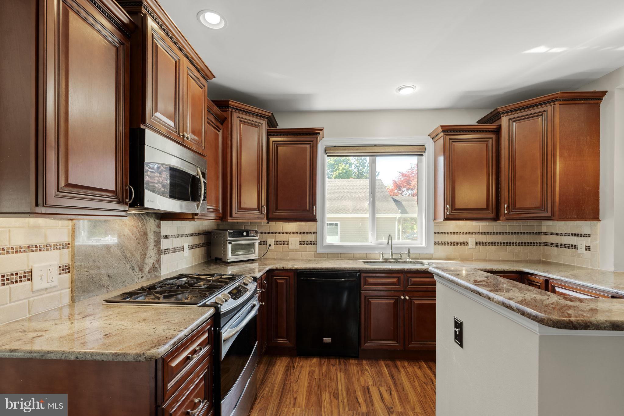LANGHORNE TERRACE - Residential