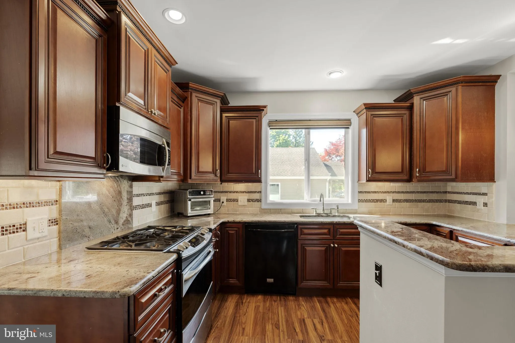 Additional image 83 of 131 N Hawthorne Avenue, Langhorne, PA 19047