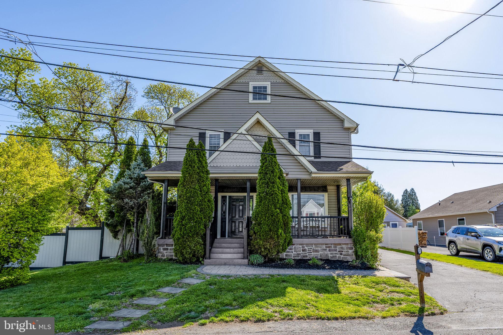 LANGHORNE TERRACE - Residential
