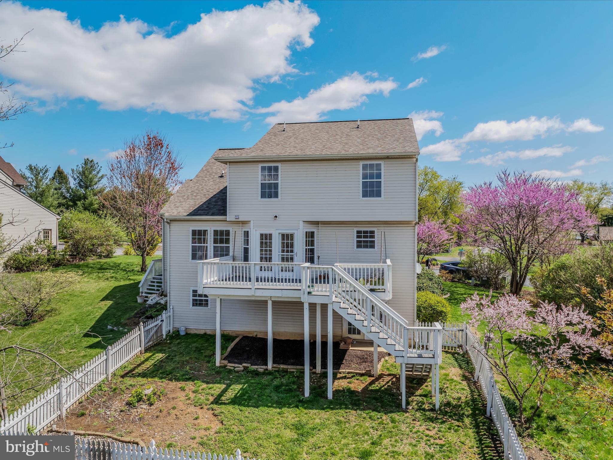 STONEBRIDGE - Residential