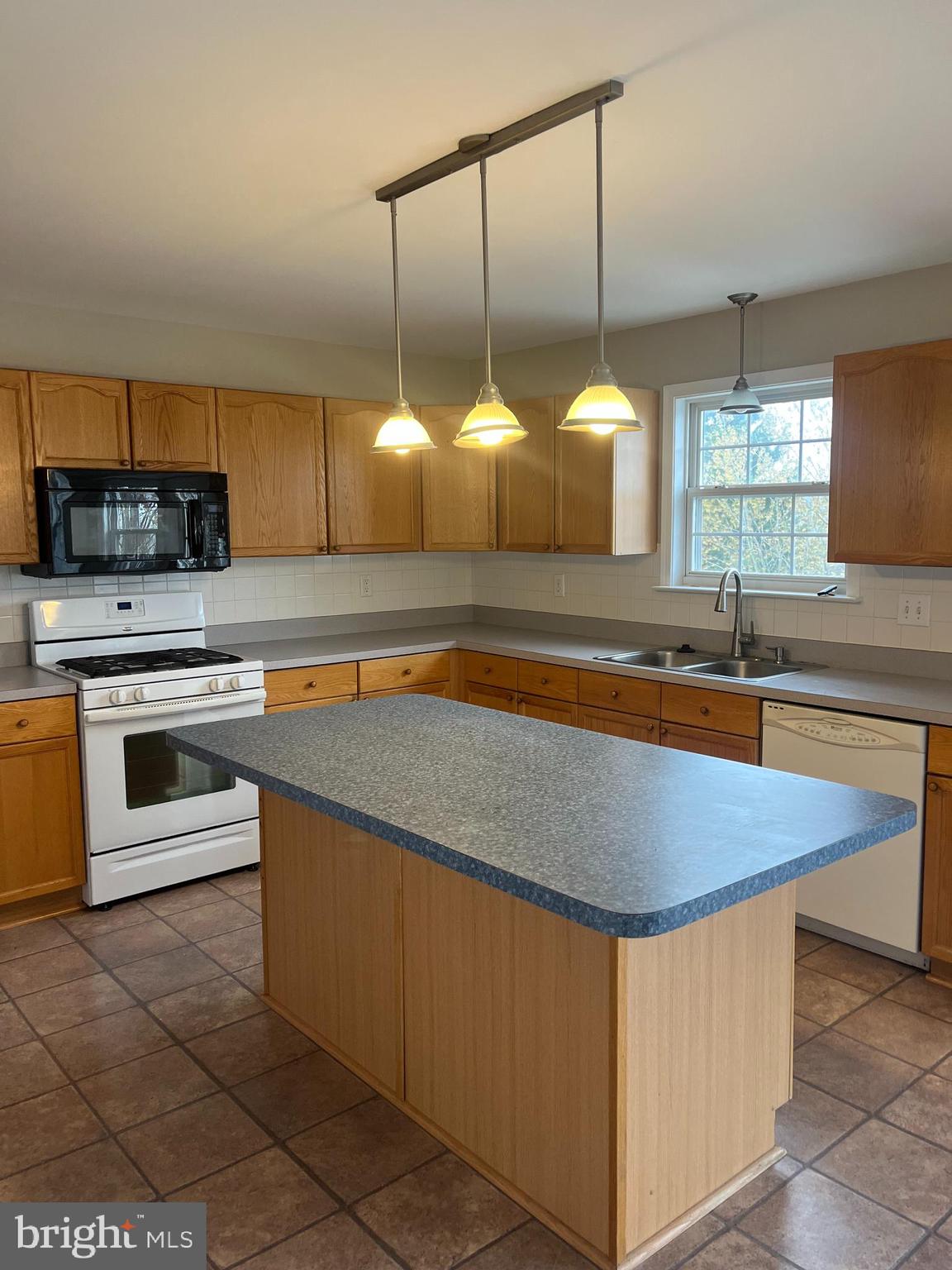 STONEBRIDGE - Residential