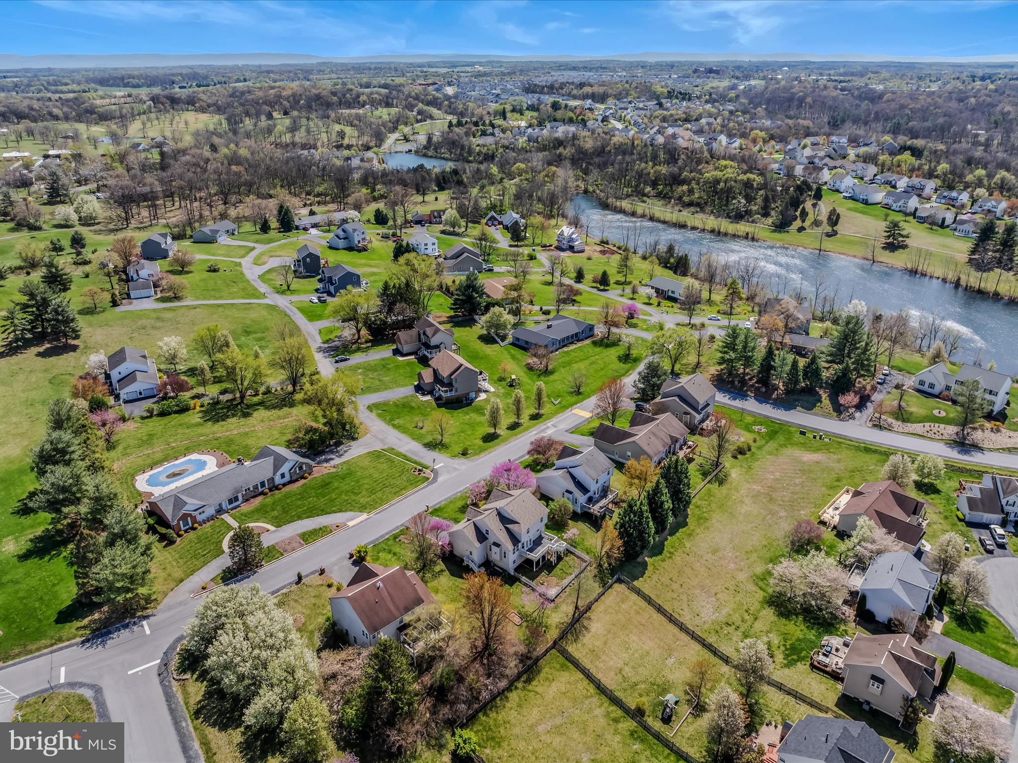 STONEBRIDGE - Residential