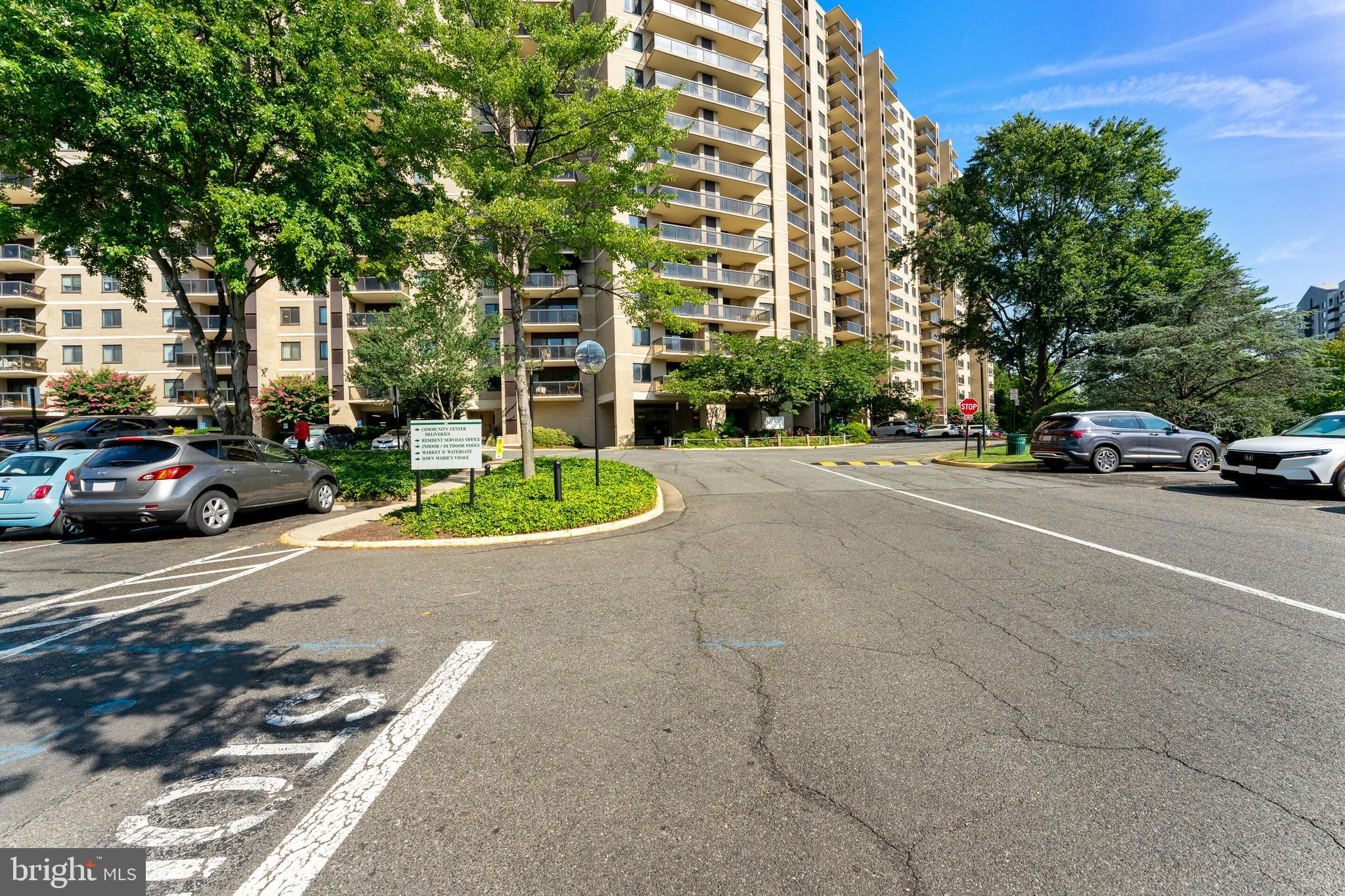 WATERGATE AT LANDMARK - Residential