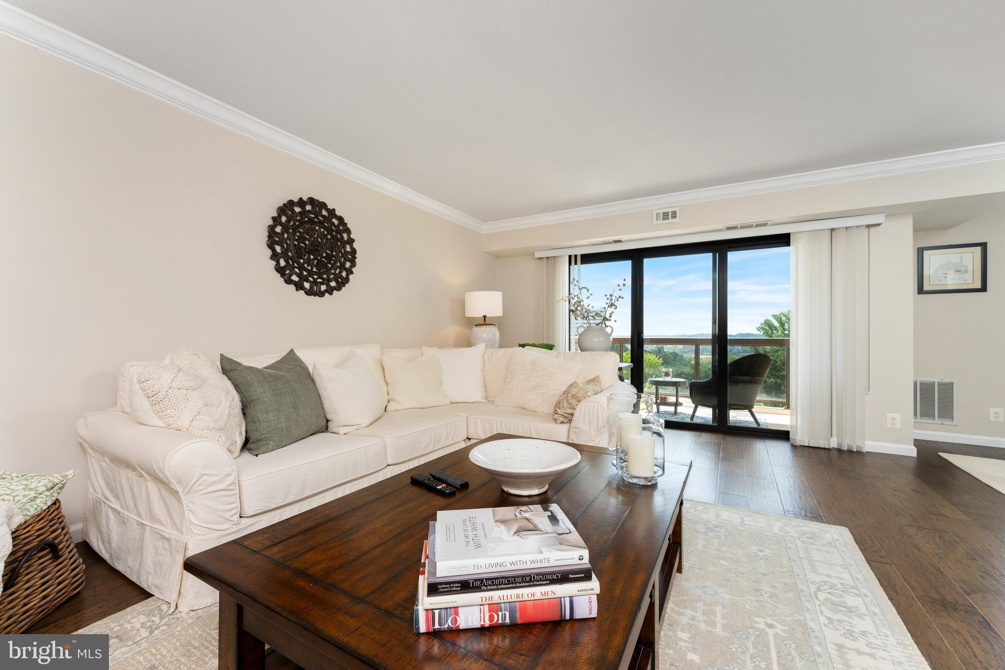 WATERGATE AT LANDMARK - Residential