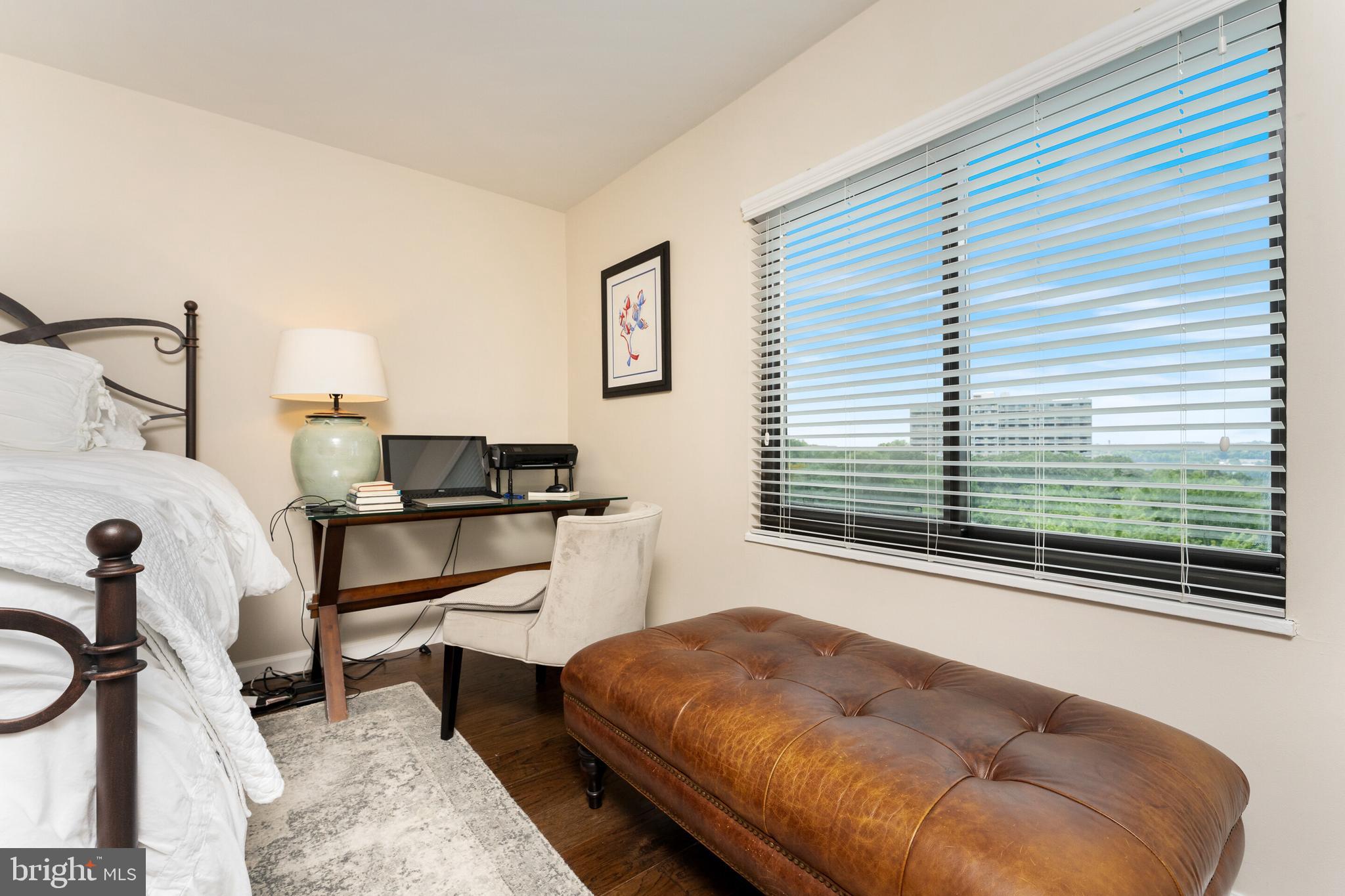 WATERGATE AT LANDMARK - Residential