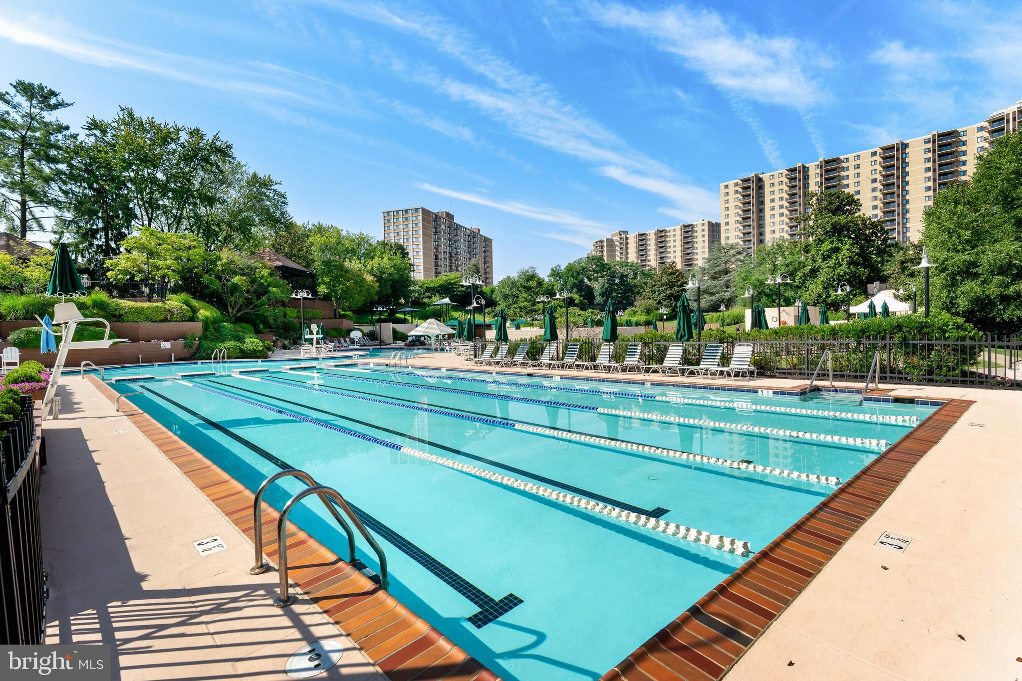 WATERGATE AT LANDMARK - Residential