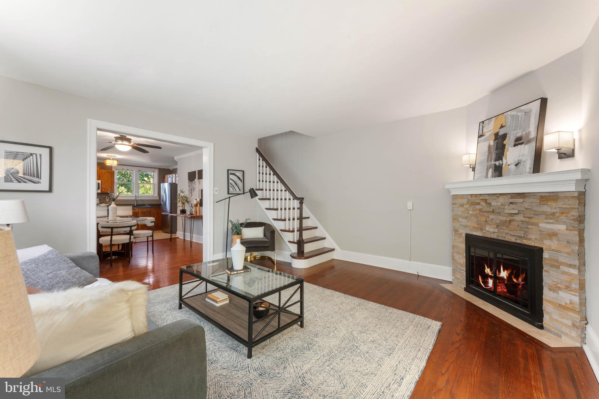 EAST FALLS - Residential