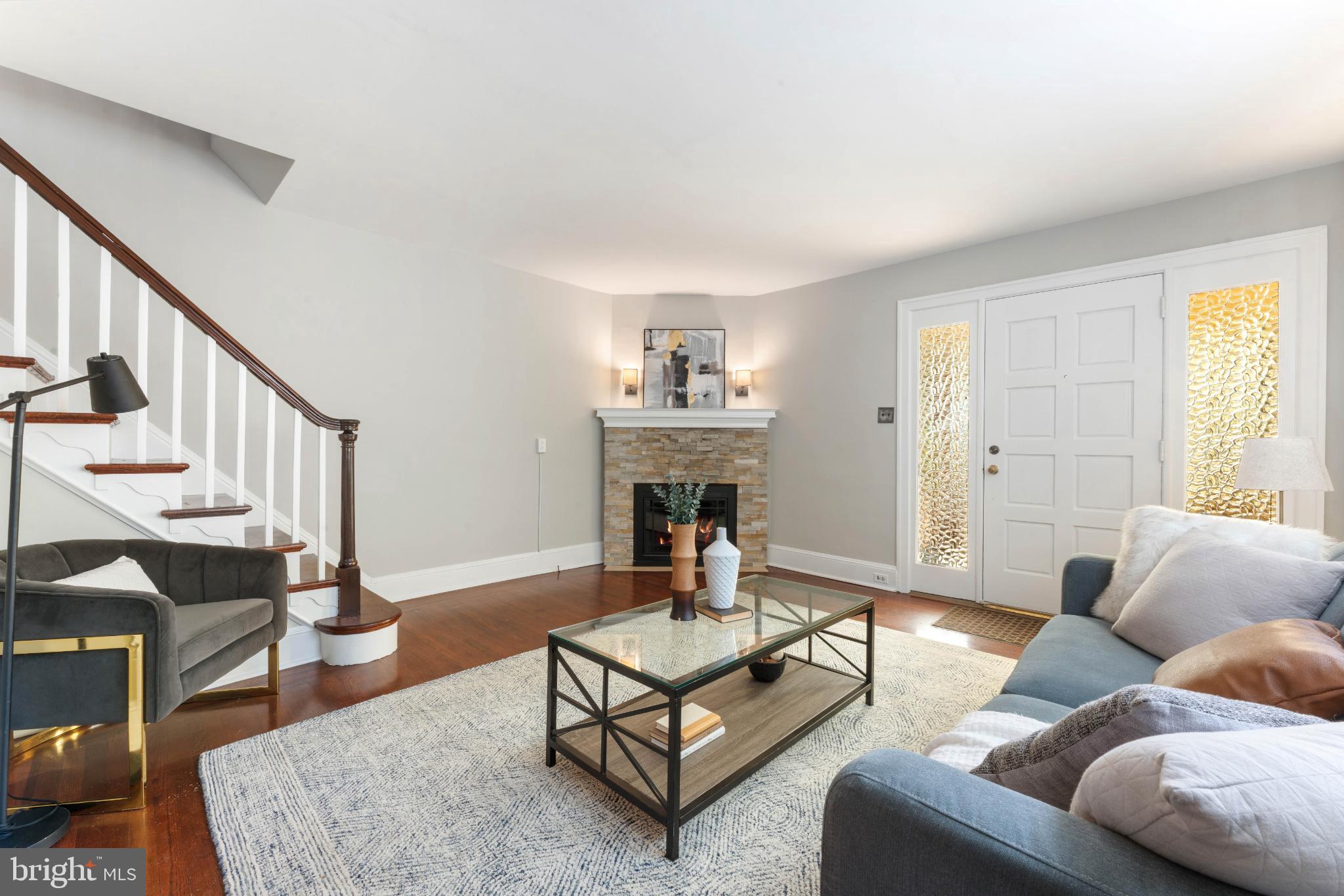 EAST FALLS - Residential